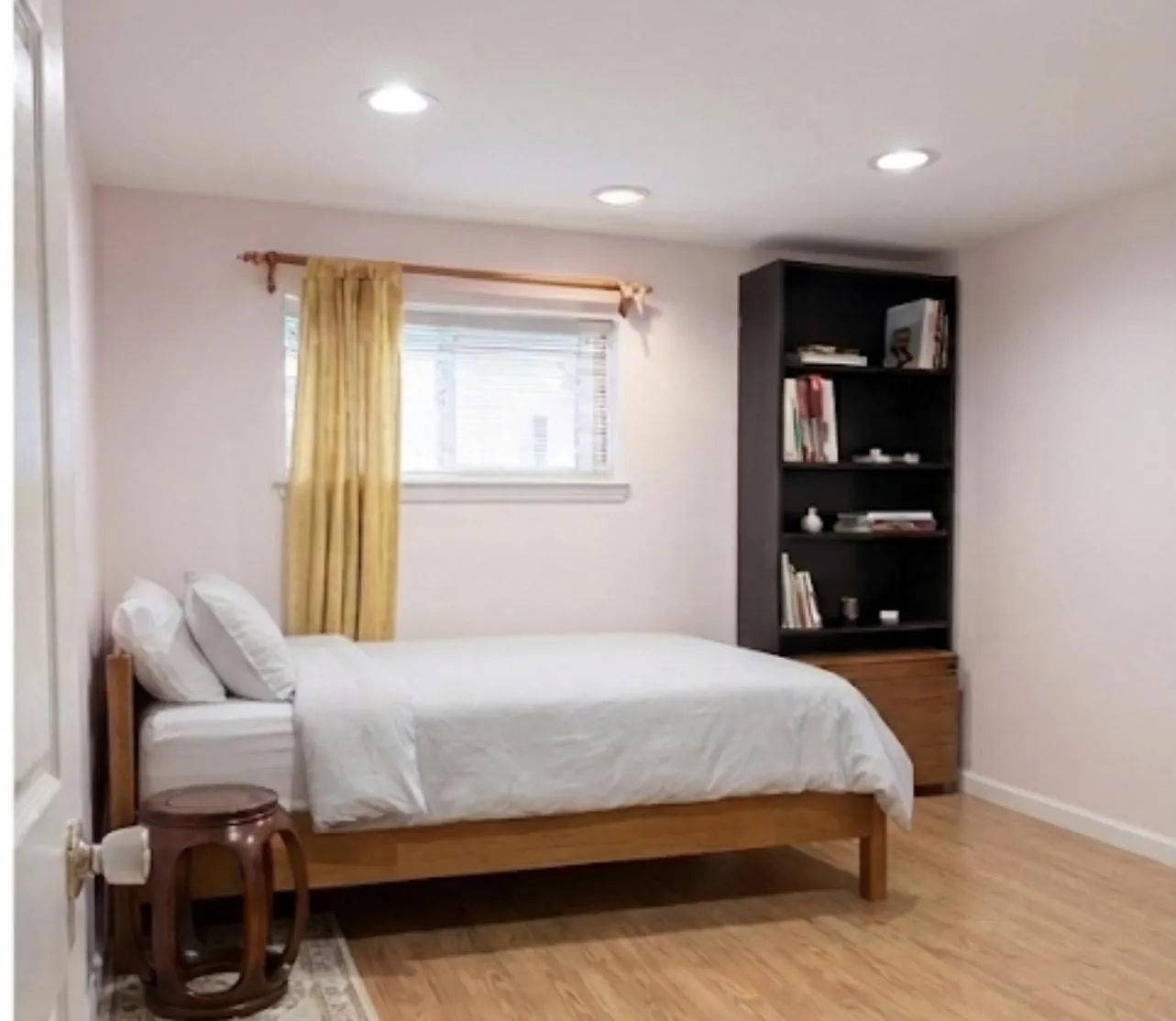 156 W 47th Avenue
