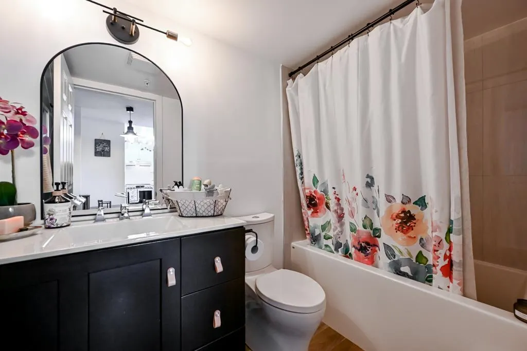 8892 208 Street #22