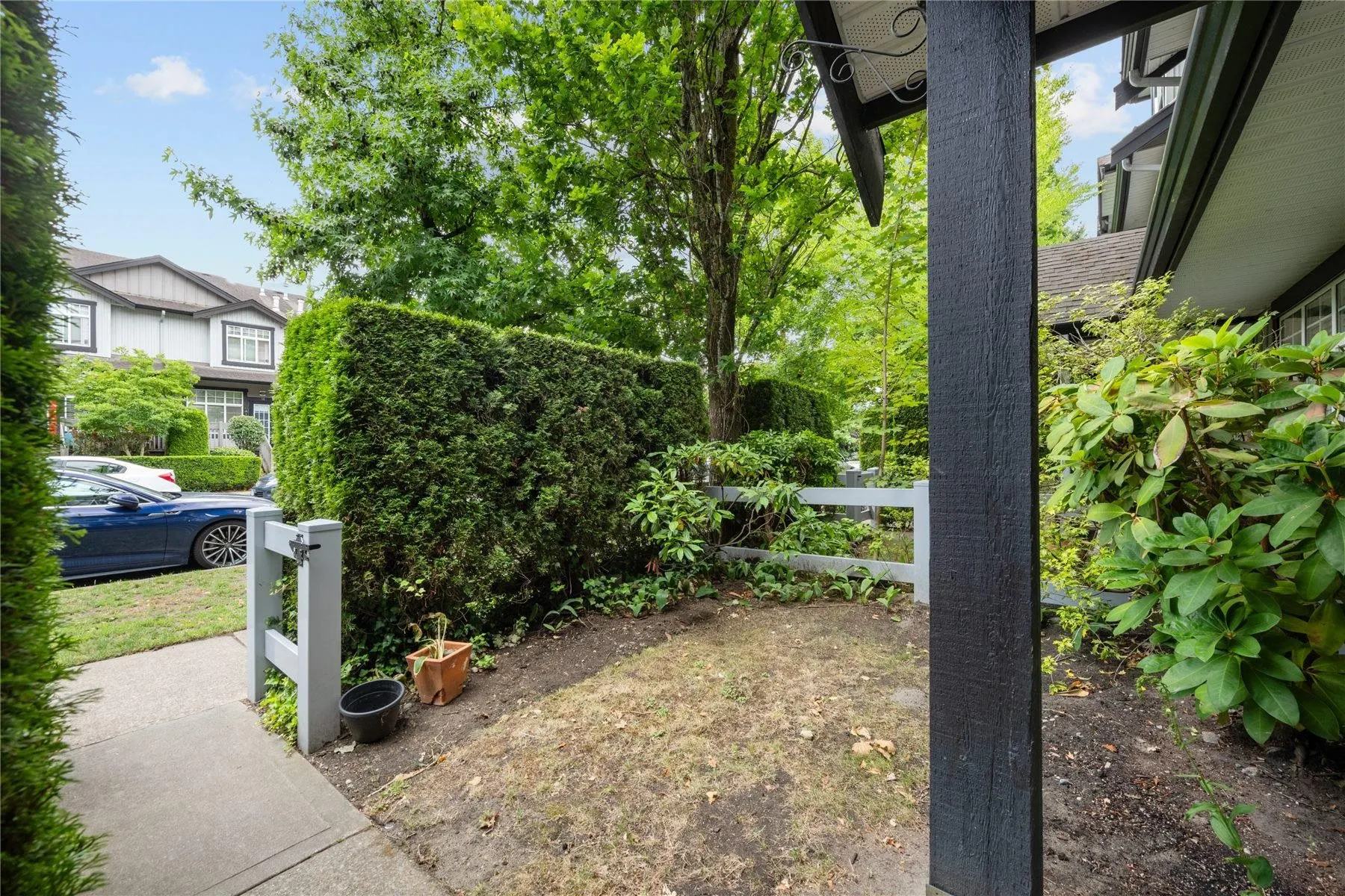 18839 69 Avenue #8