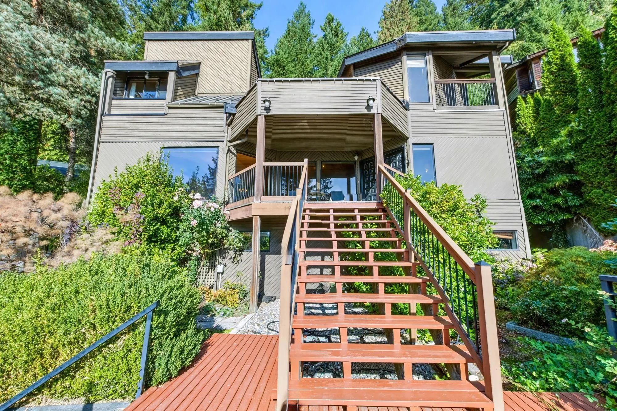 60 Walton Way