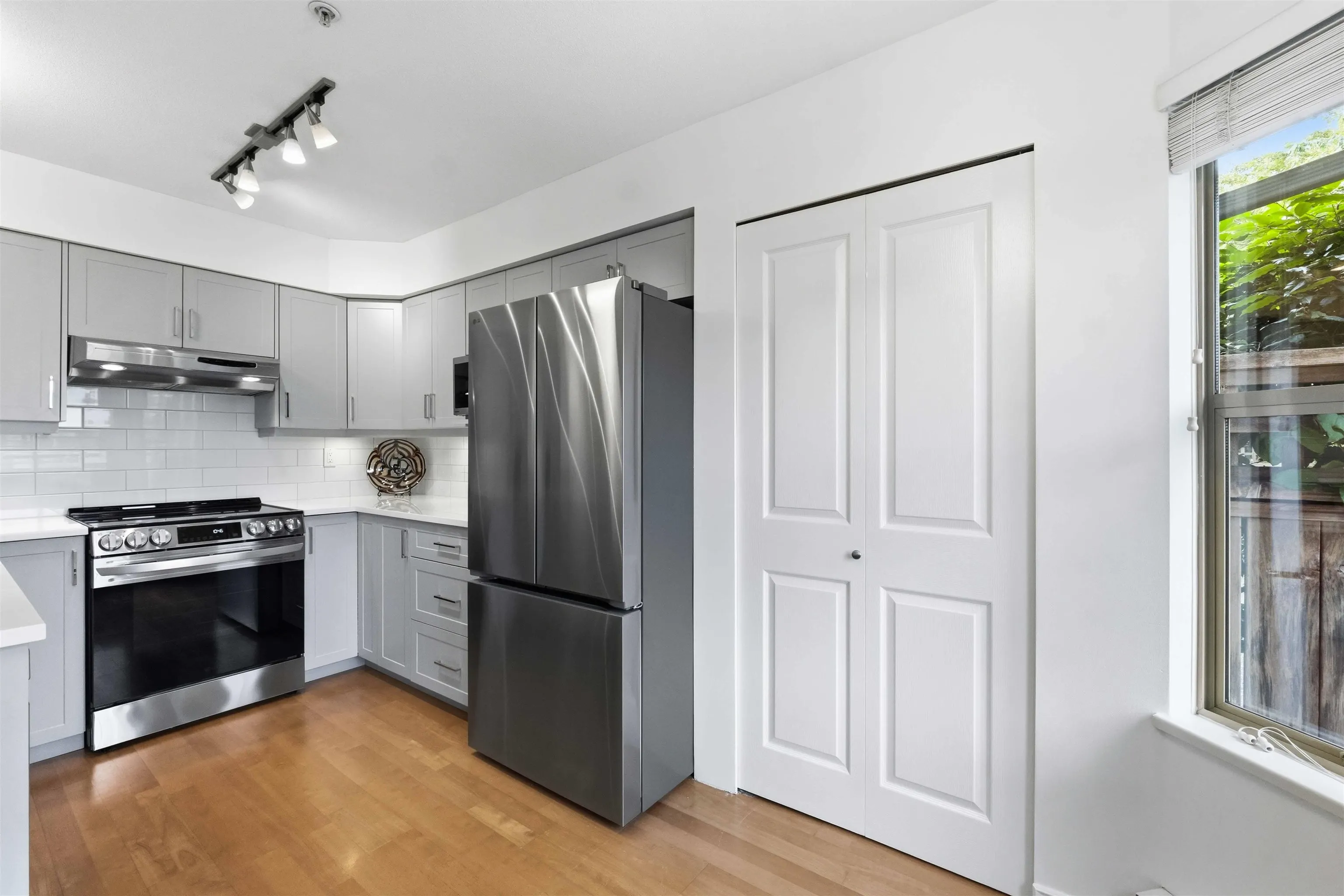 19160 119 Avenue #62