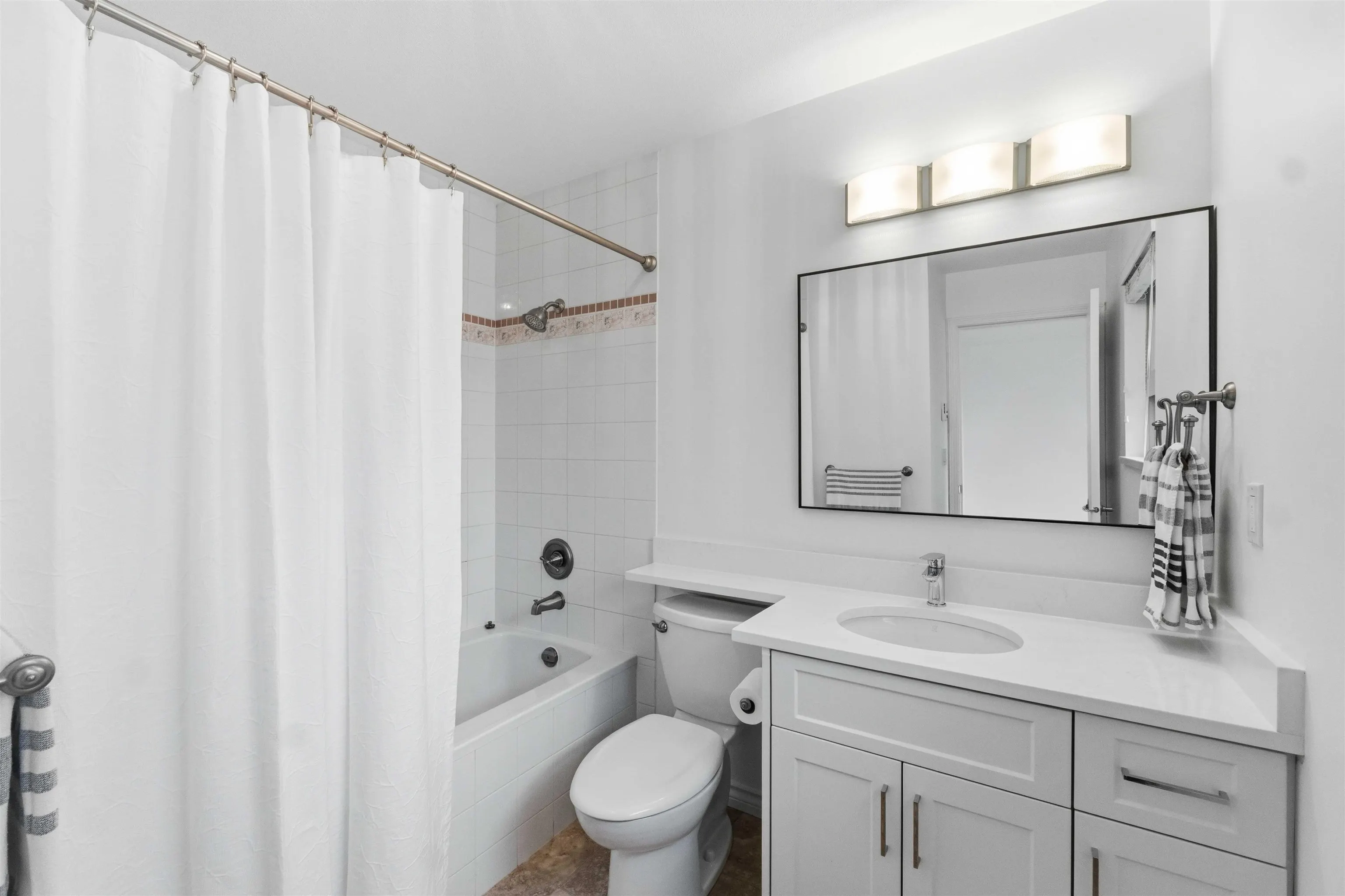 19160 119 Avenue #62