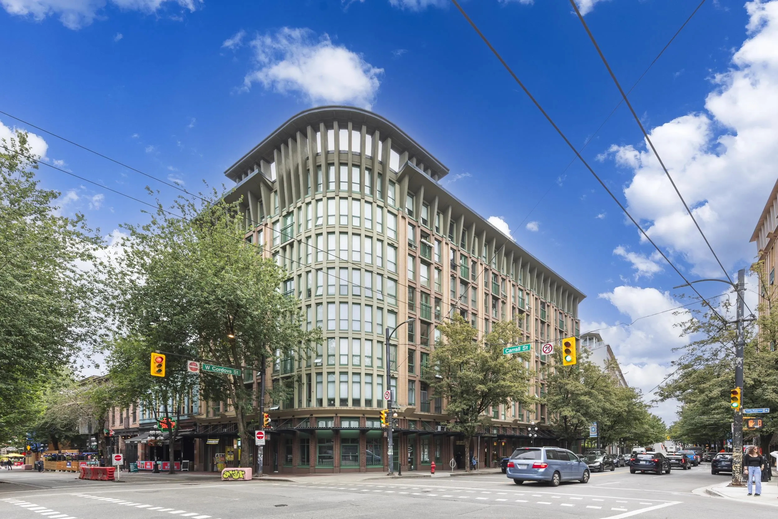 1 E Cordova Street #504