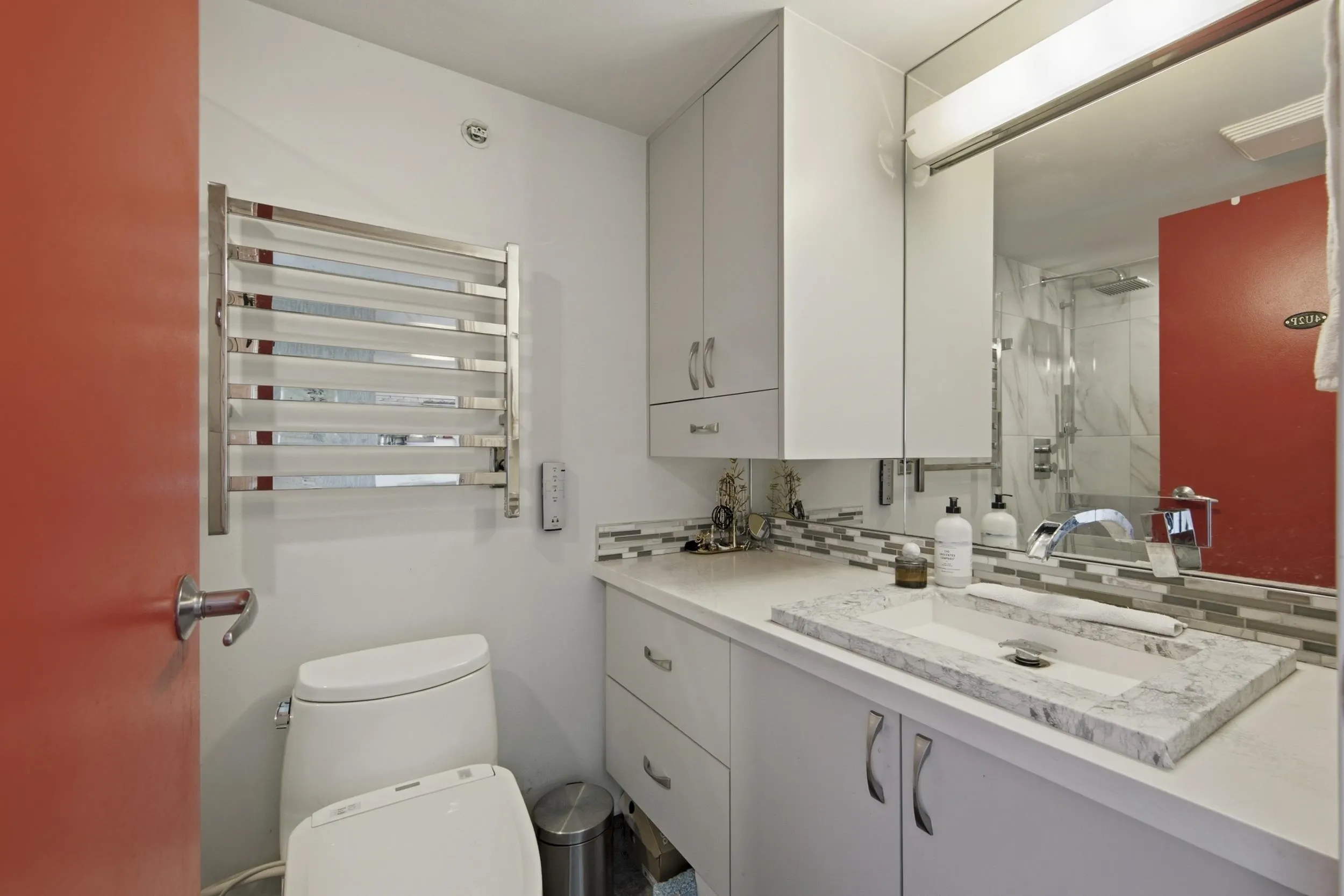 1 E Cordova Street #504