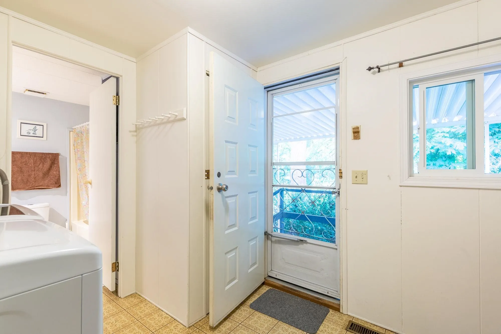 20071 24 Avenue #204