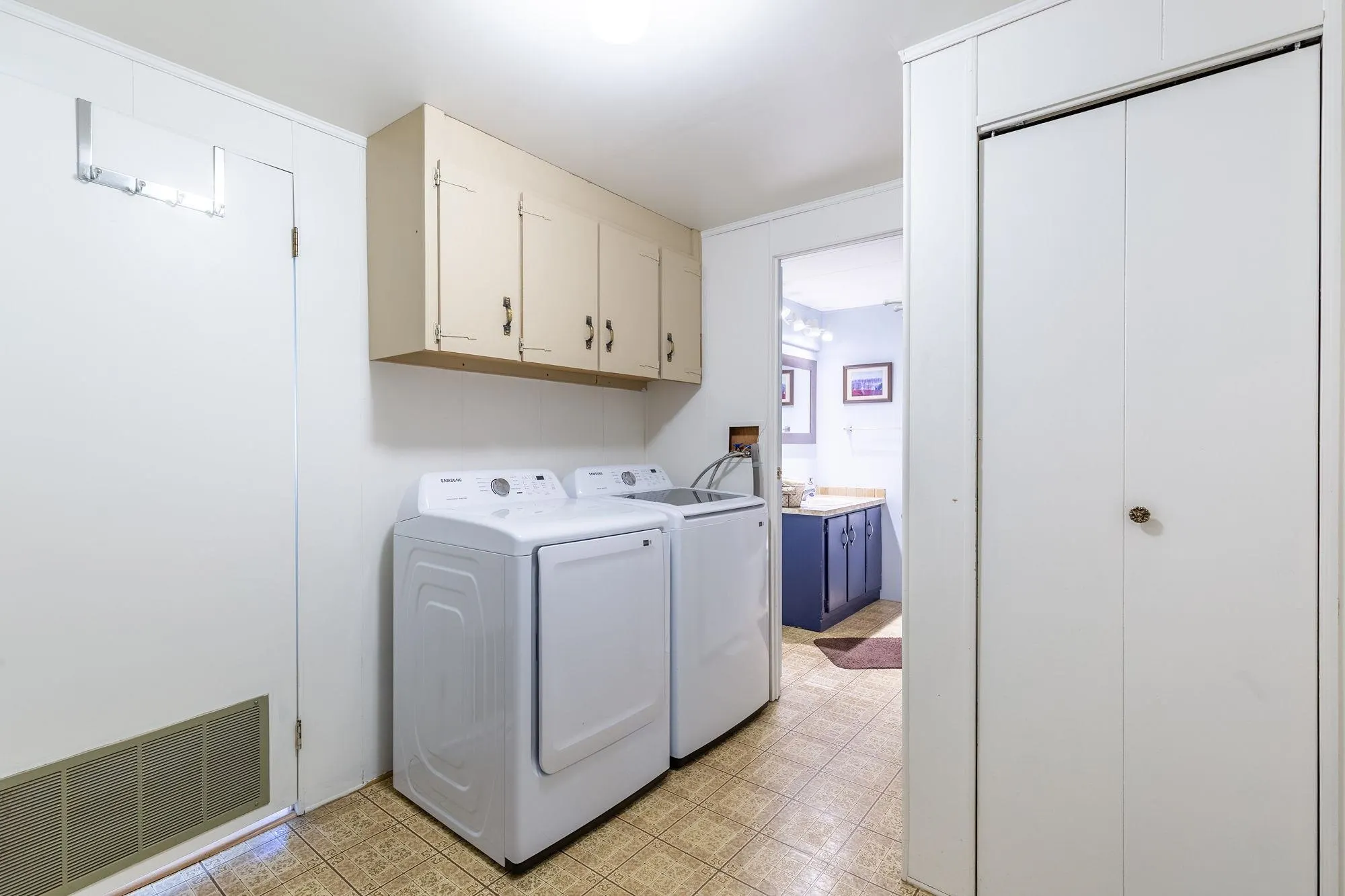 20071 24 Avenue #204