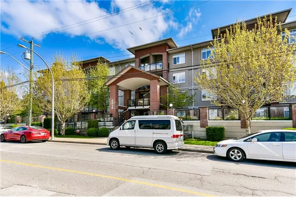 5516 198 Street #219
