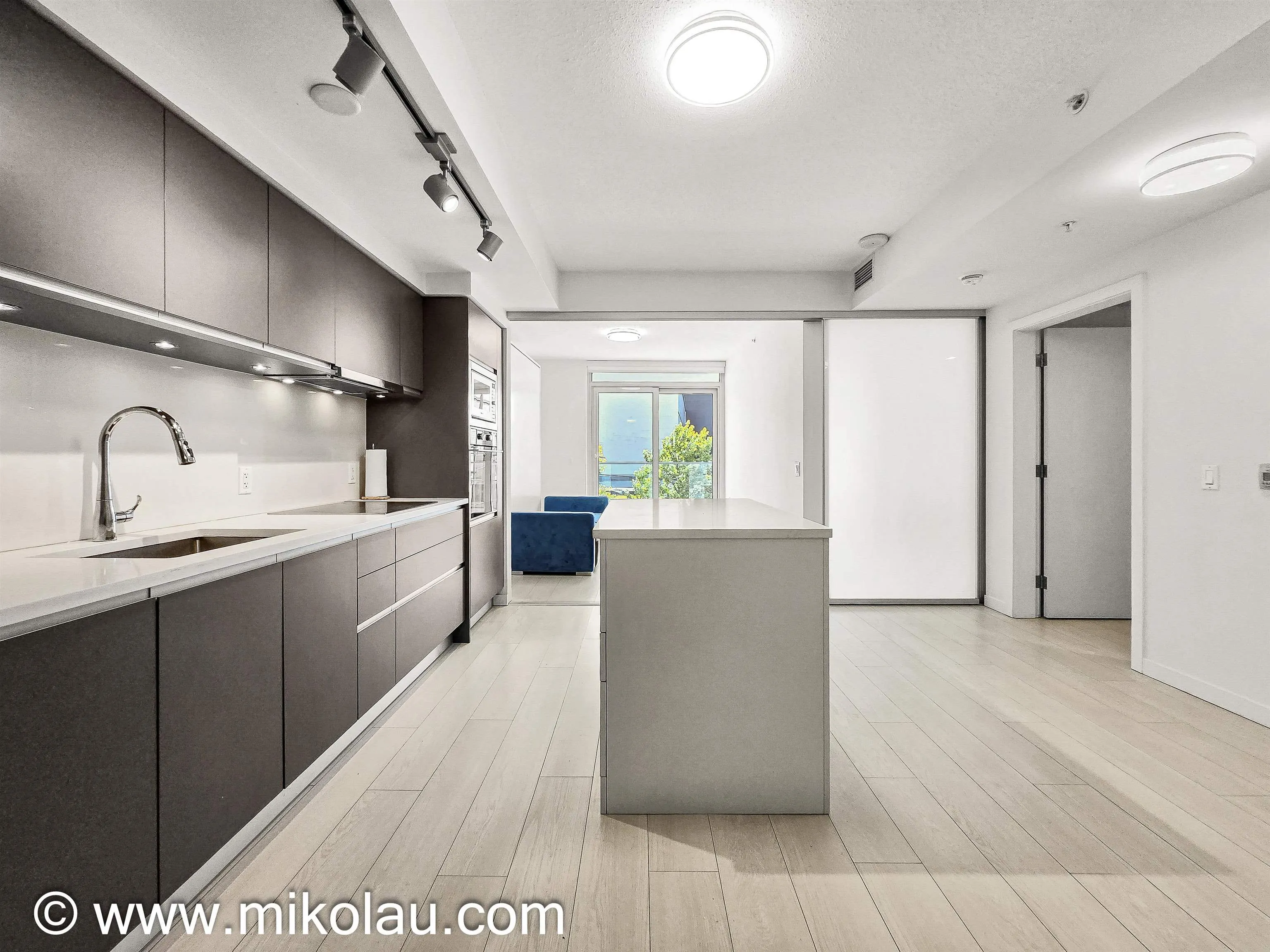 180 E 2nd Avenue #318