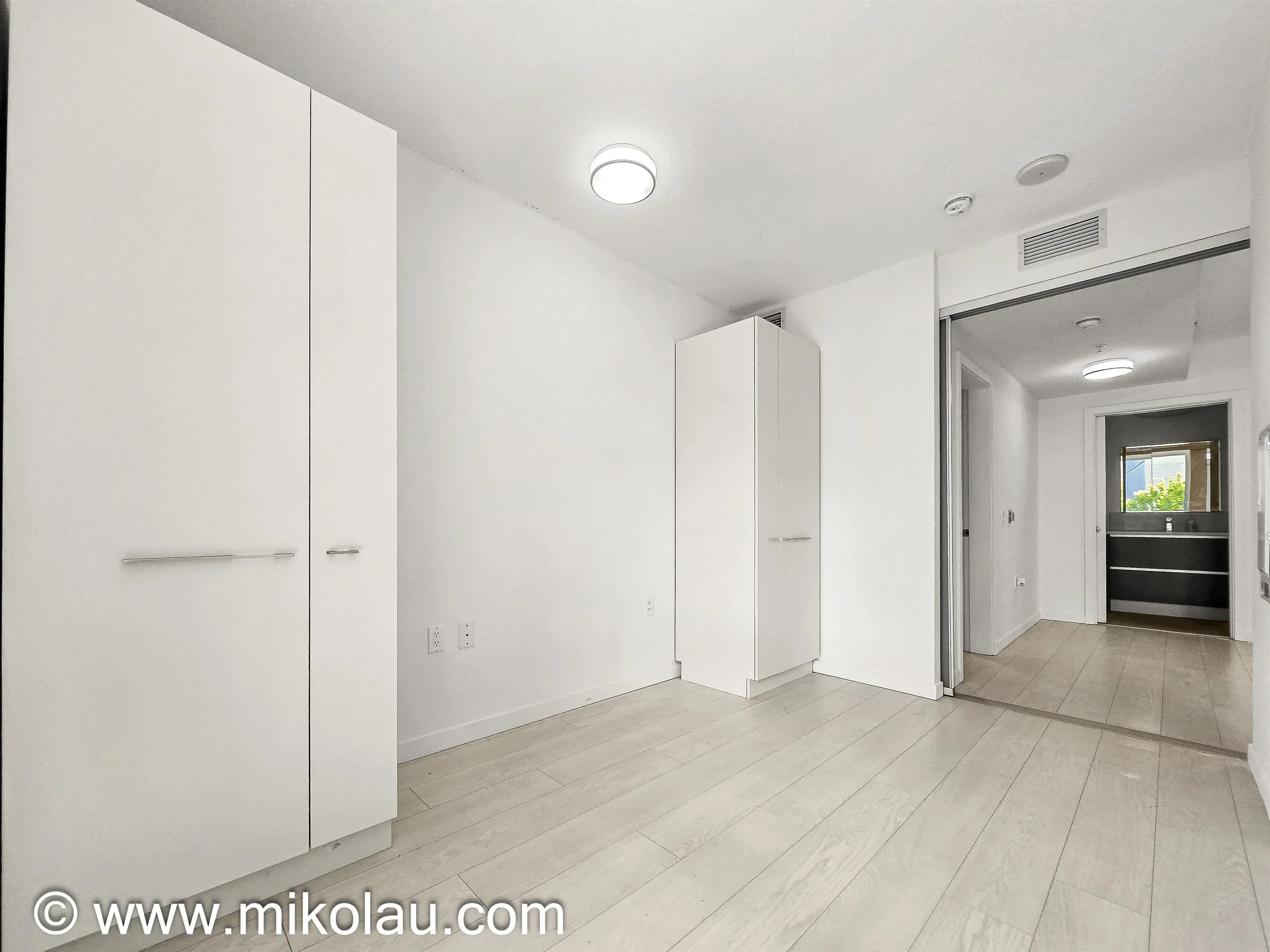 180 E 2nd Avenue #318