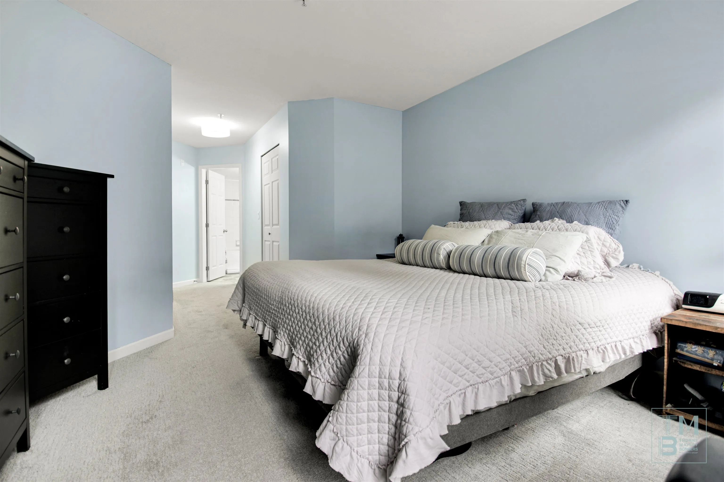 22015 48 Avenue #203