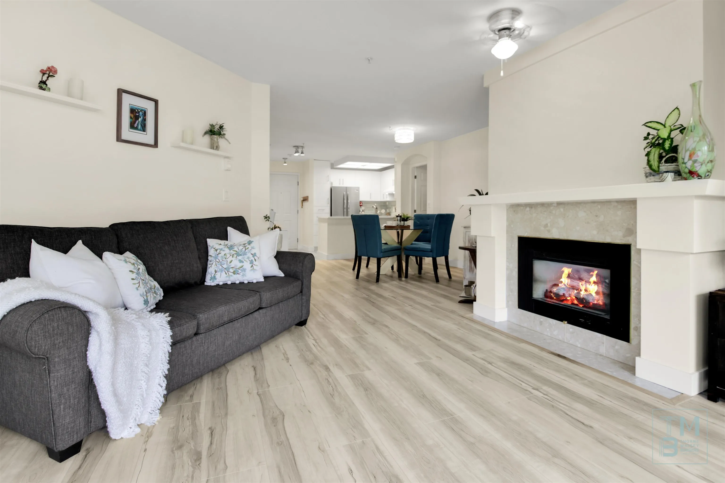 22015 48 Avenue #203