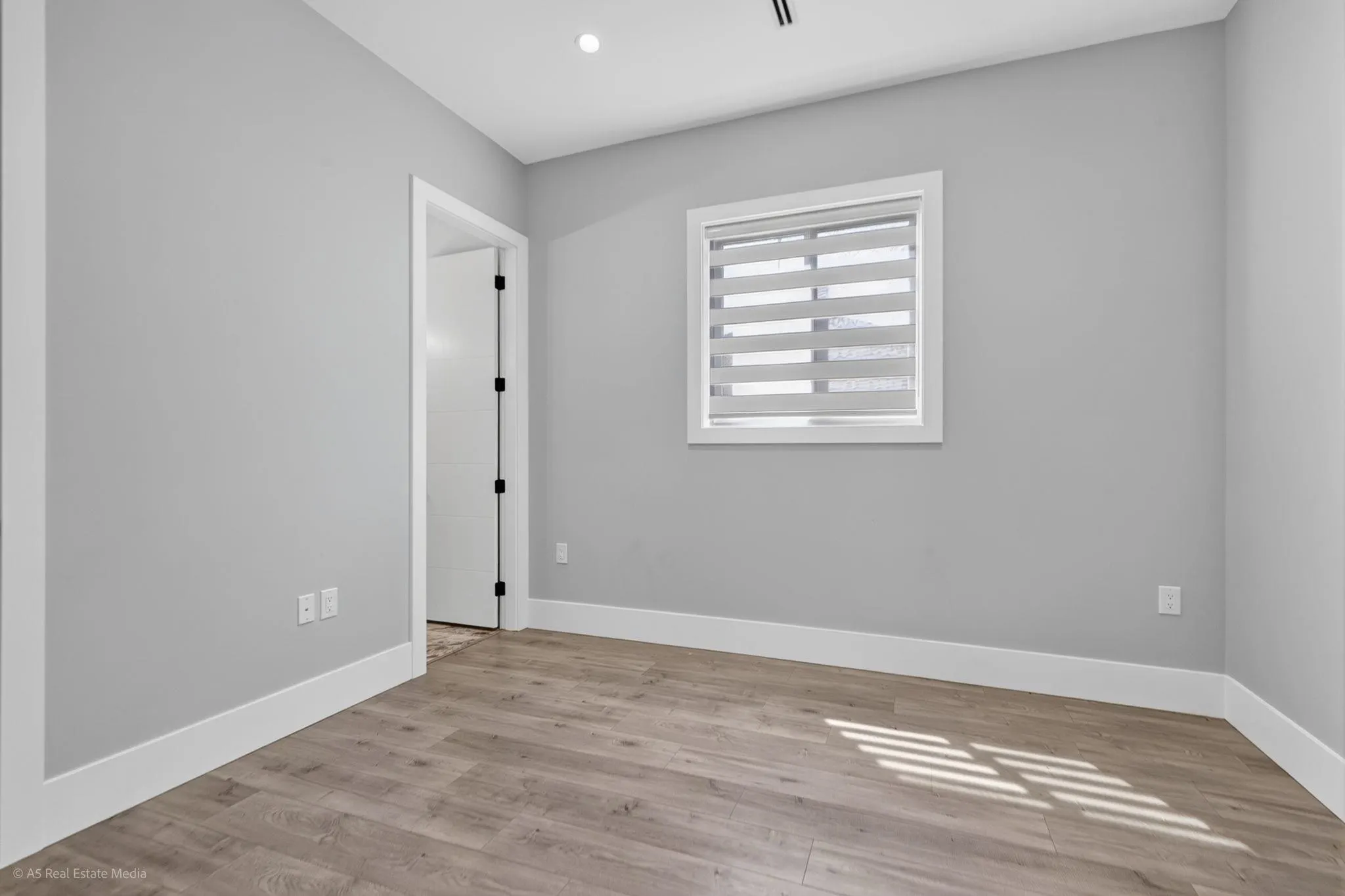 11688 96 Avenue