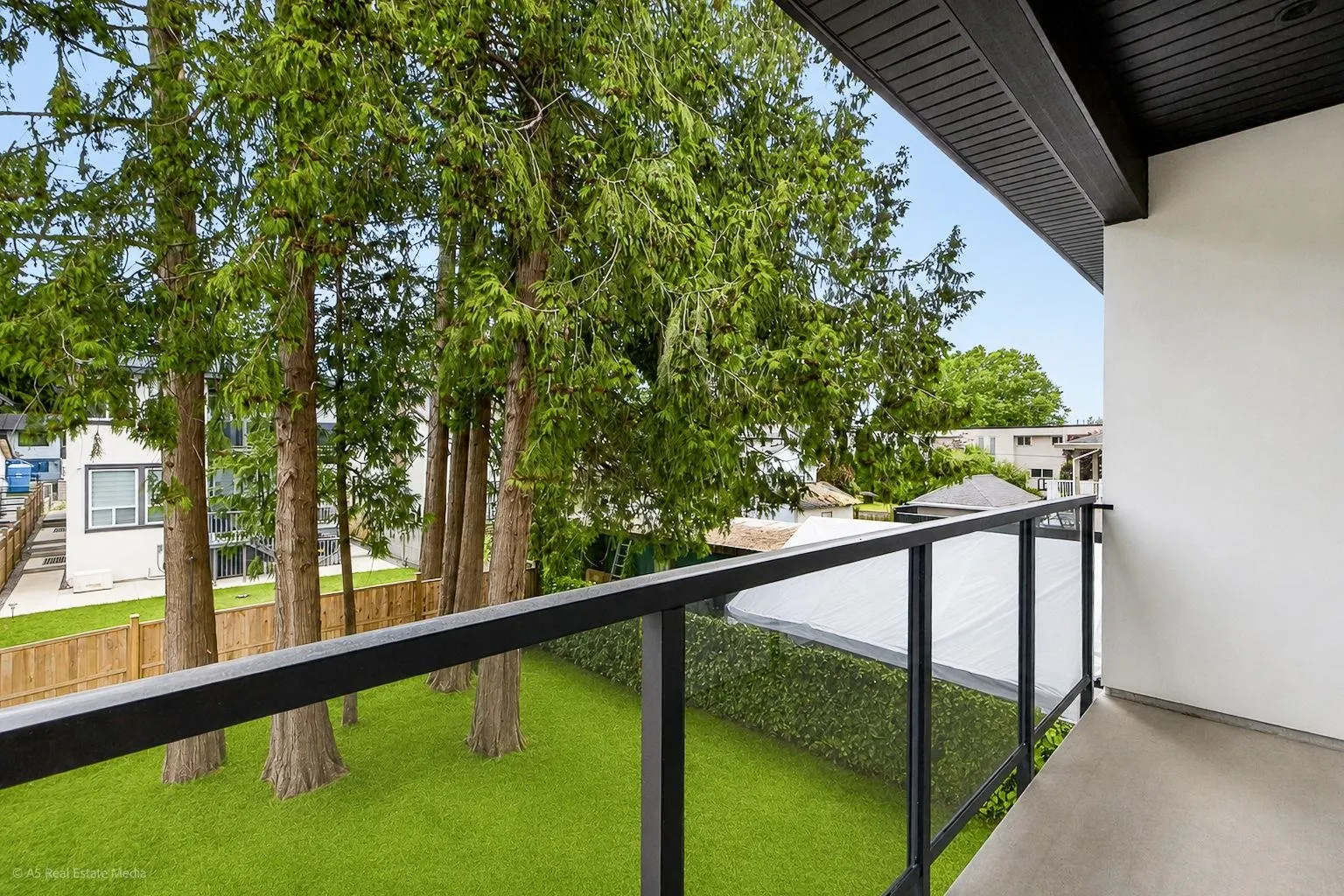 11688 96 Avenue