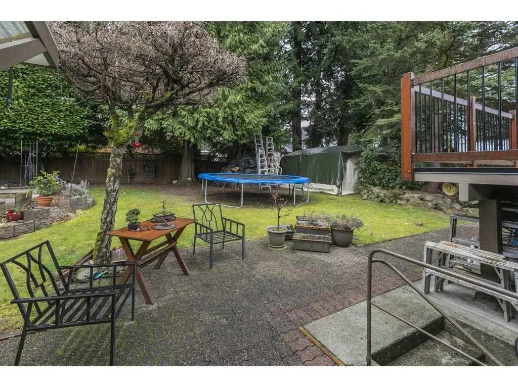 838 Dundonald Drive