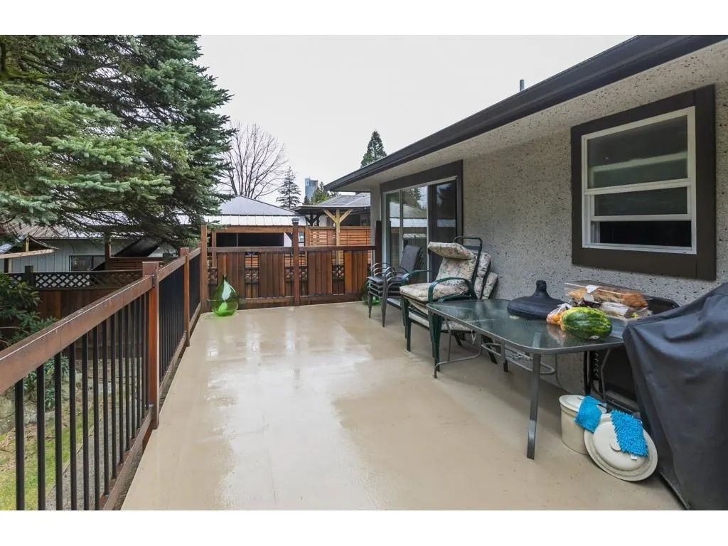 838 Dundonald Drive