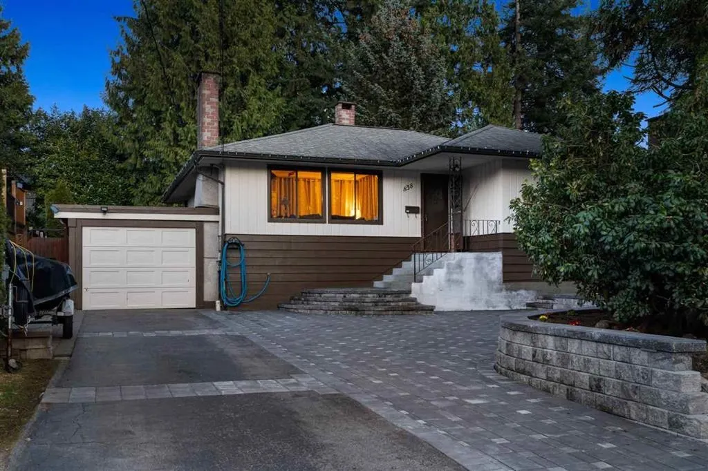 838 Dundonald Drive