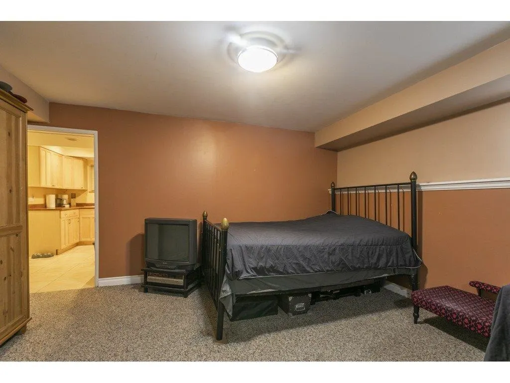 838 Dundonald Drive