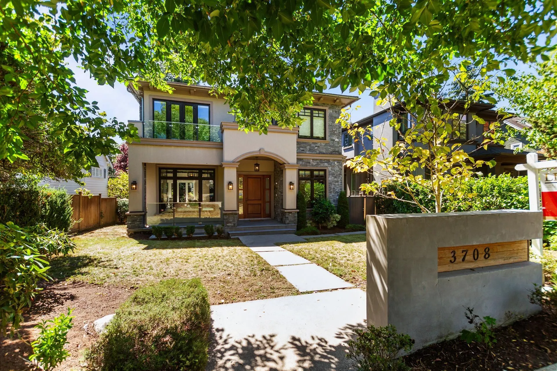 3708 W 35th Avenue