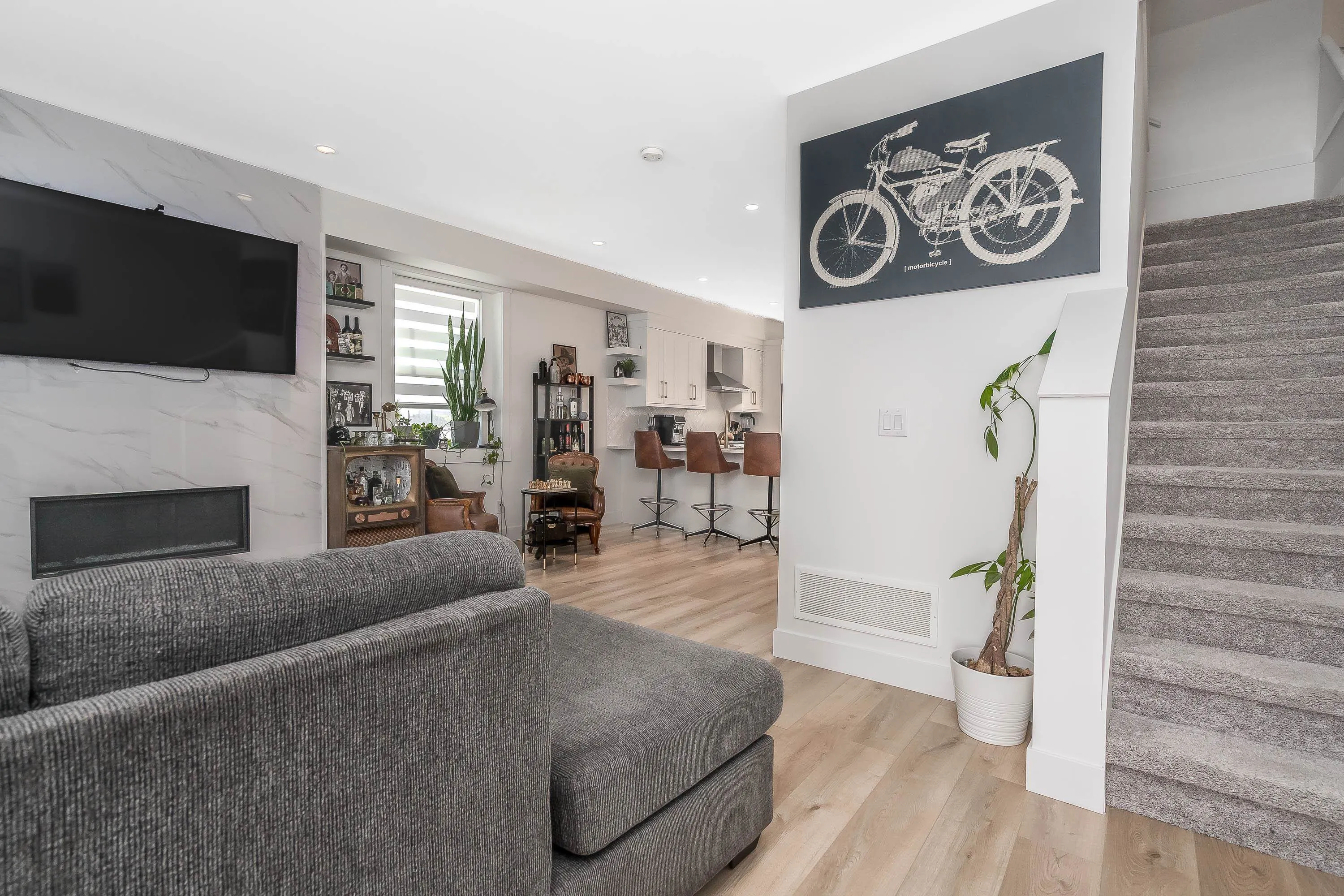 9762 182a Street #19