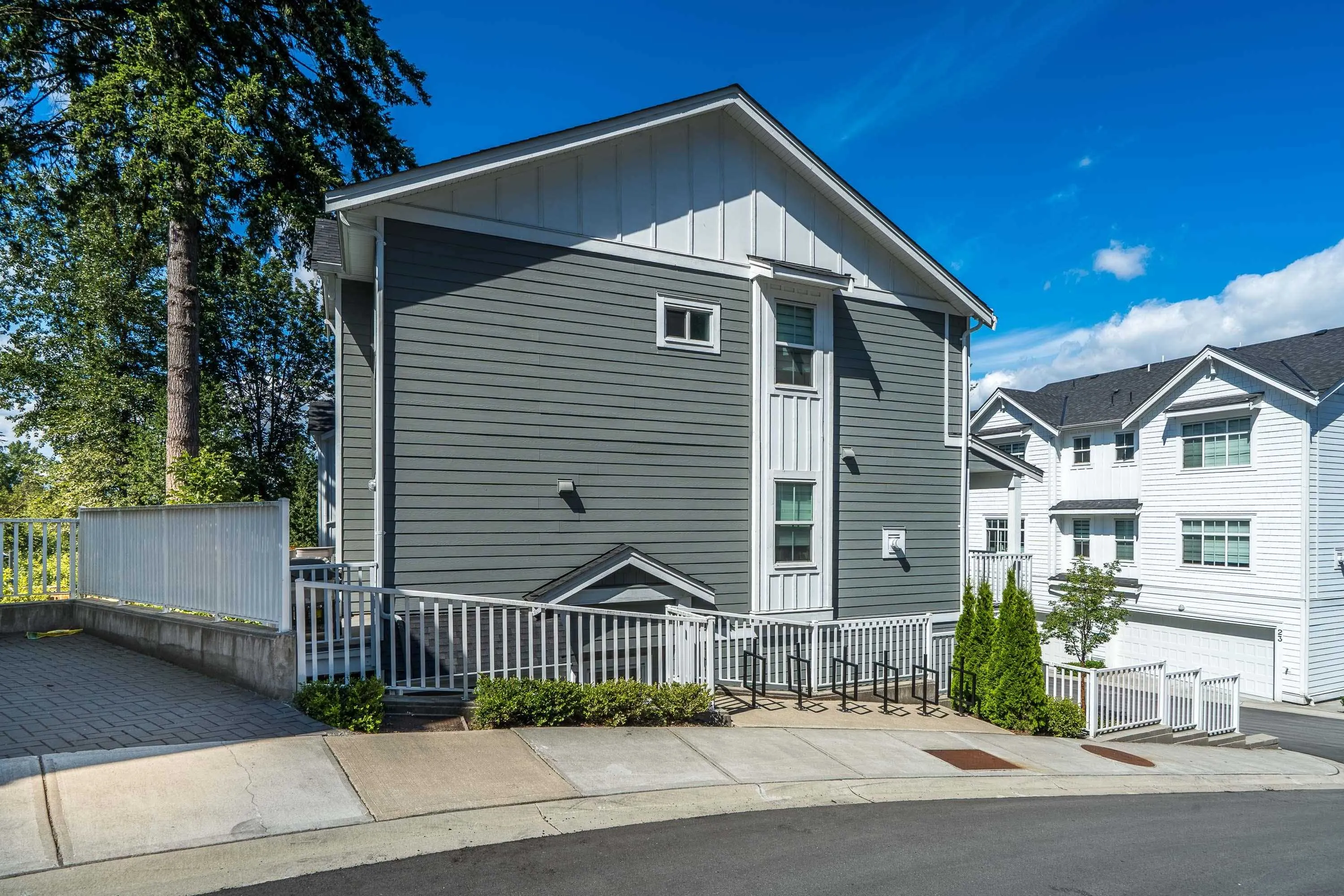 9762 182a Street #19