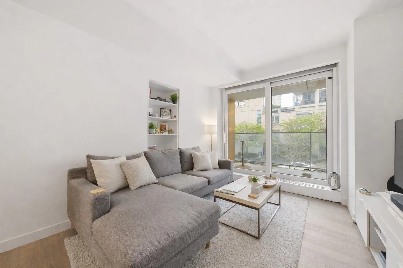 1480 Howe Street #306