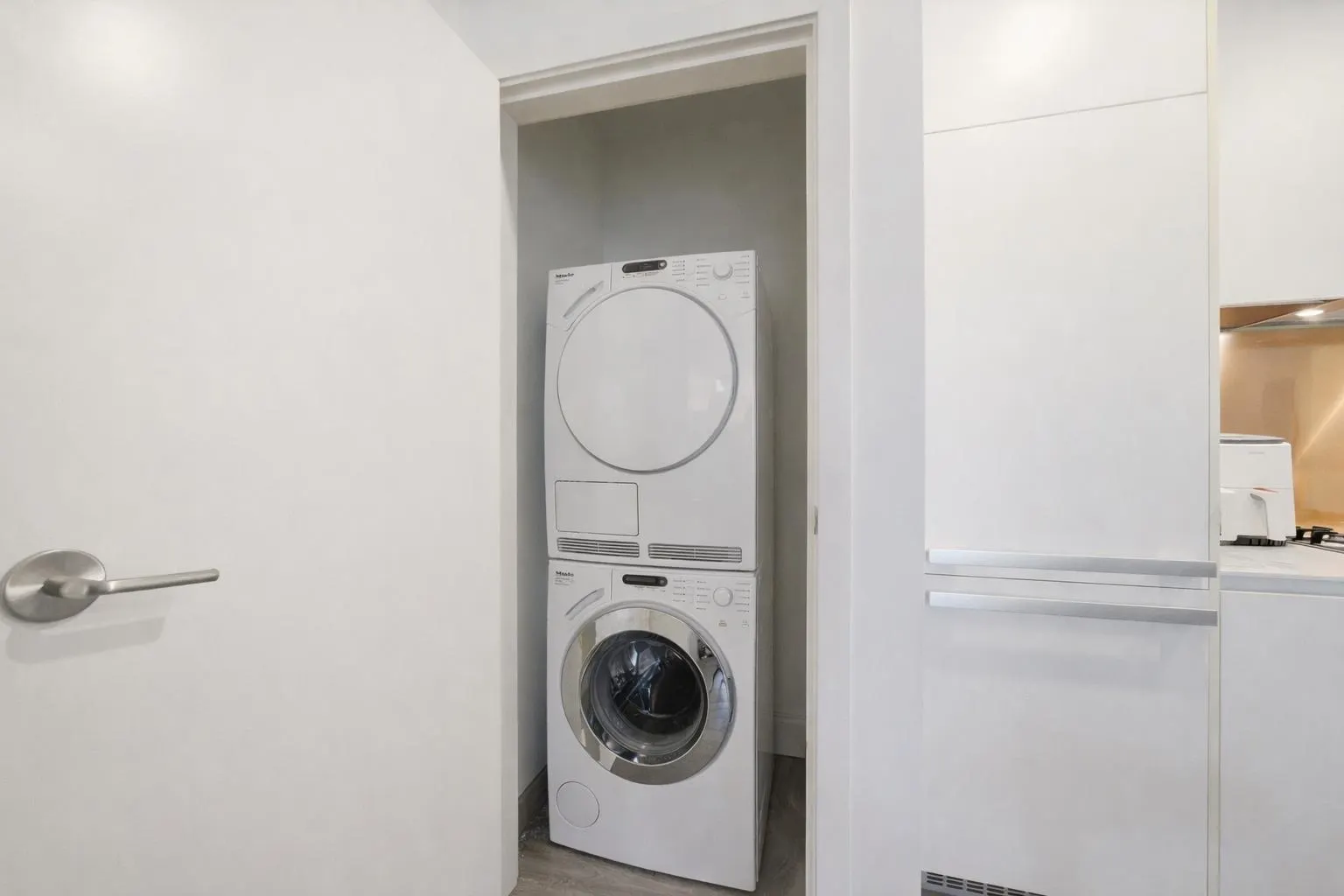 1480 Howe Street #306