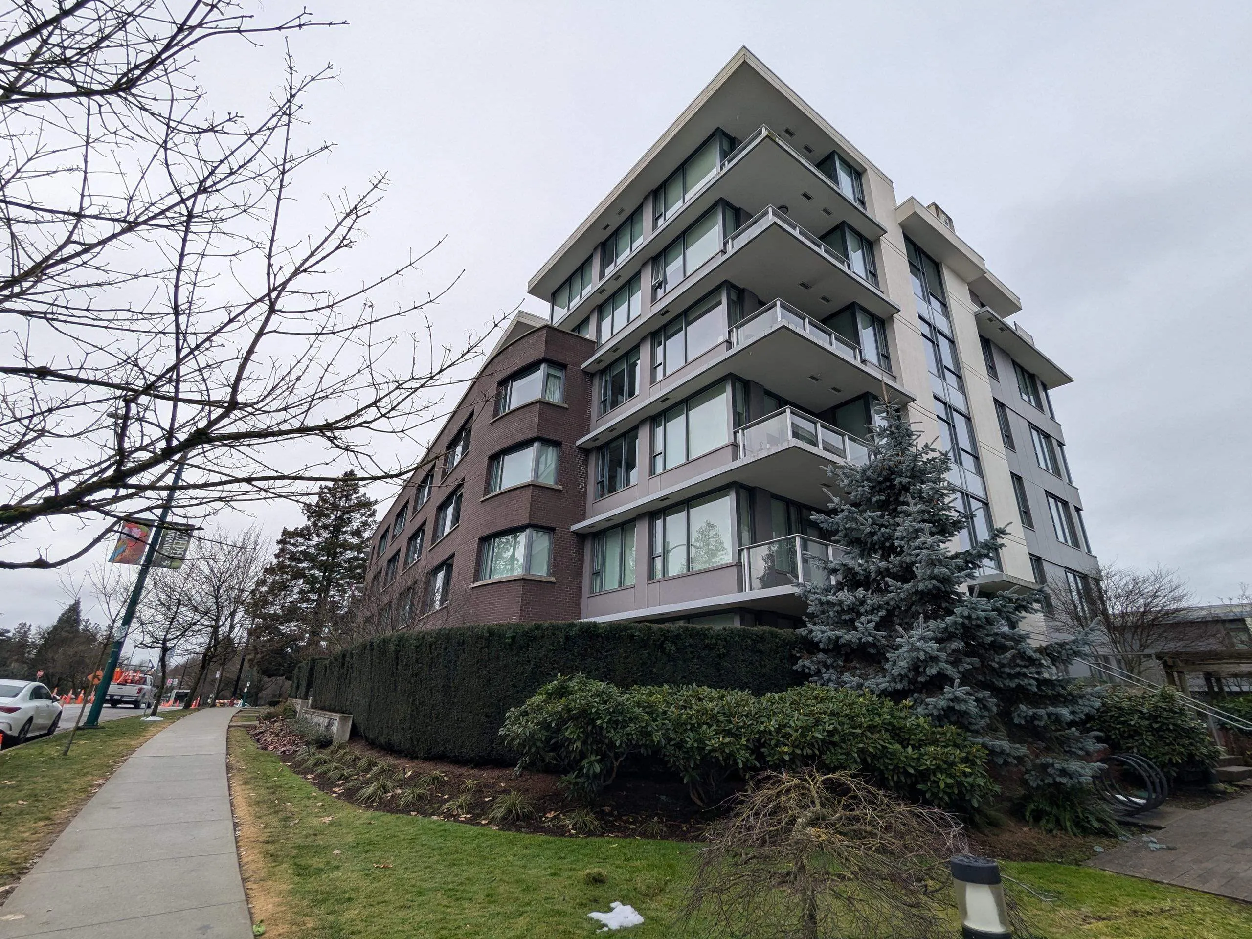 505 W 30th Avenue #202