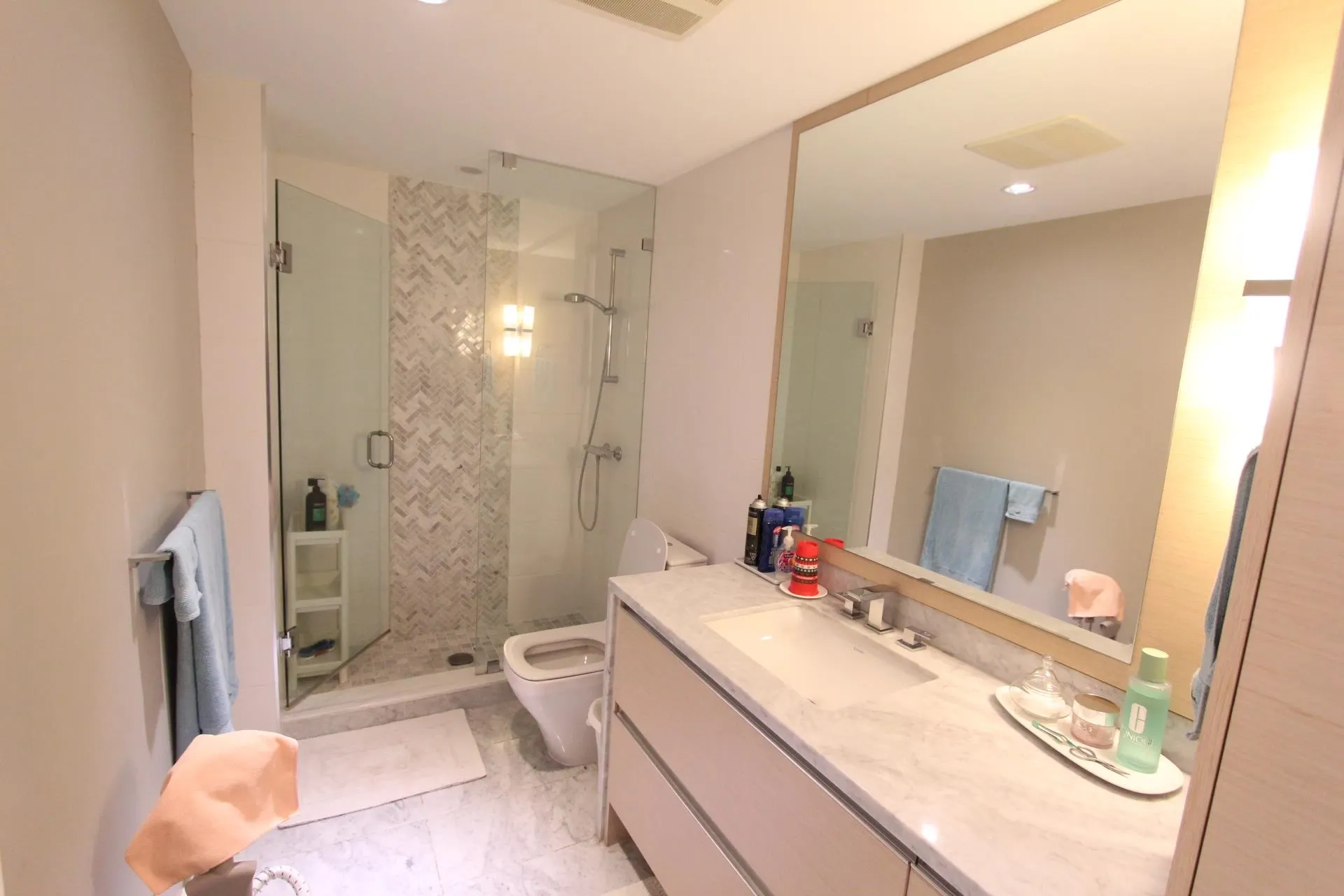 505 W 30th Avenue #202