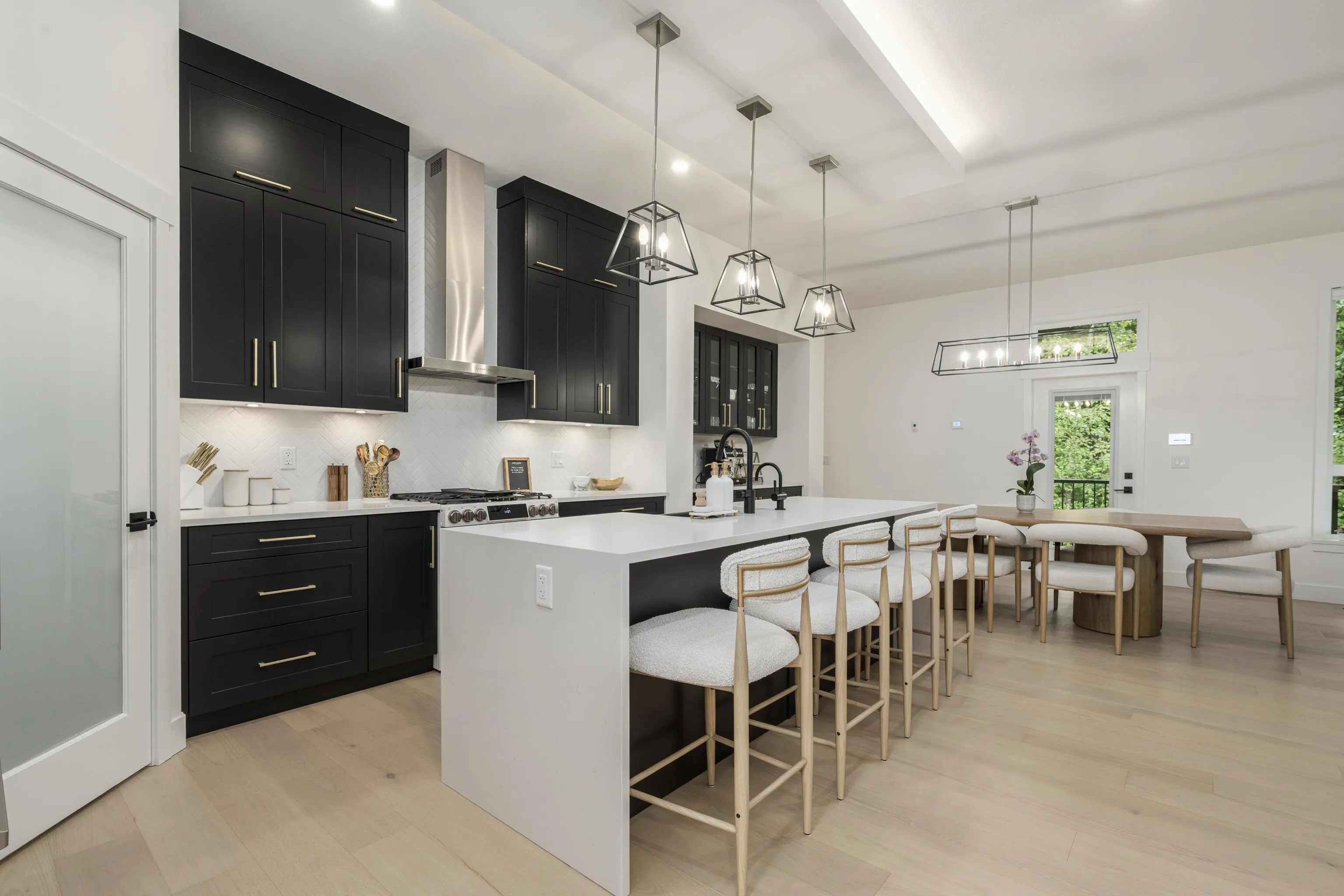 10108 Elderberry Crescent