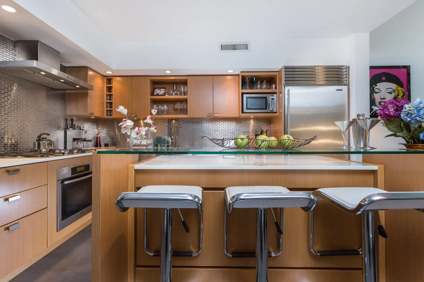 1168 Richards Street #104