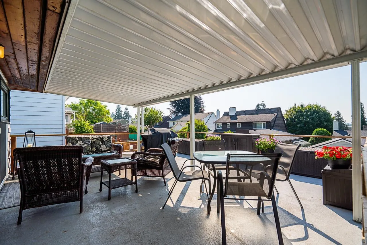 50 E 10th Avenue