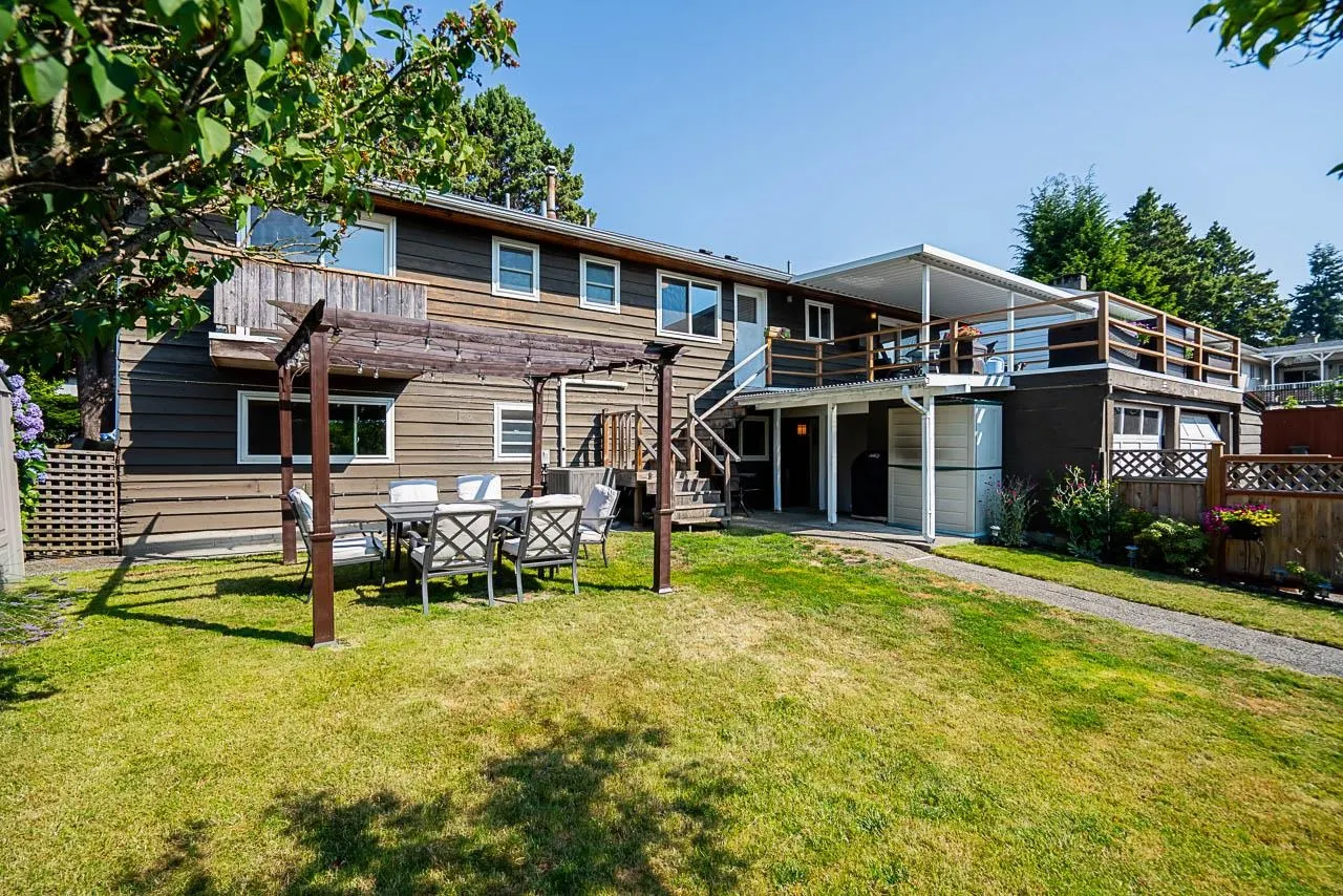 50 E 10th Avenue