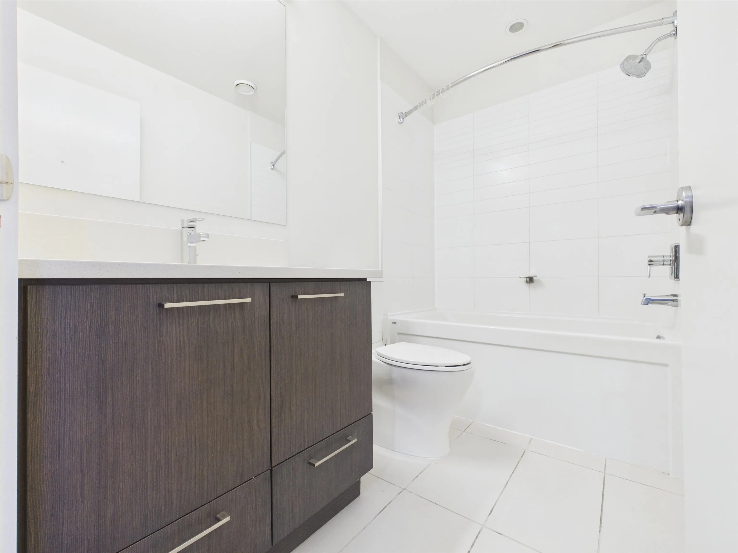 5983 Gray Avenue #617