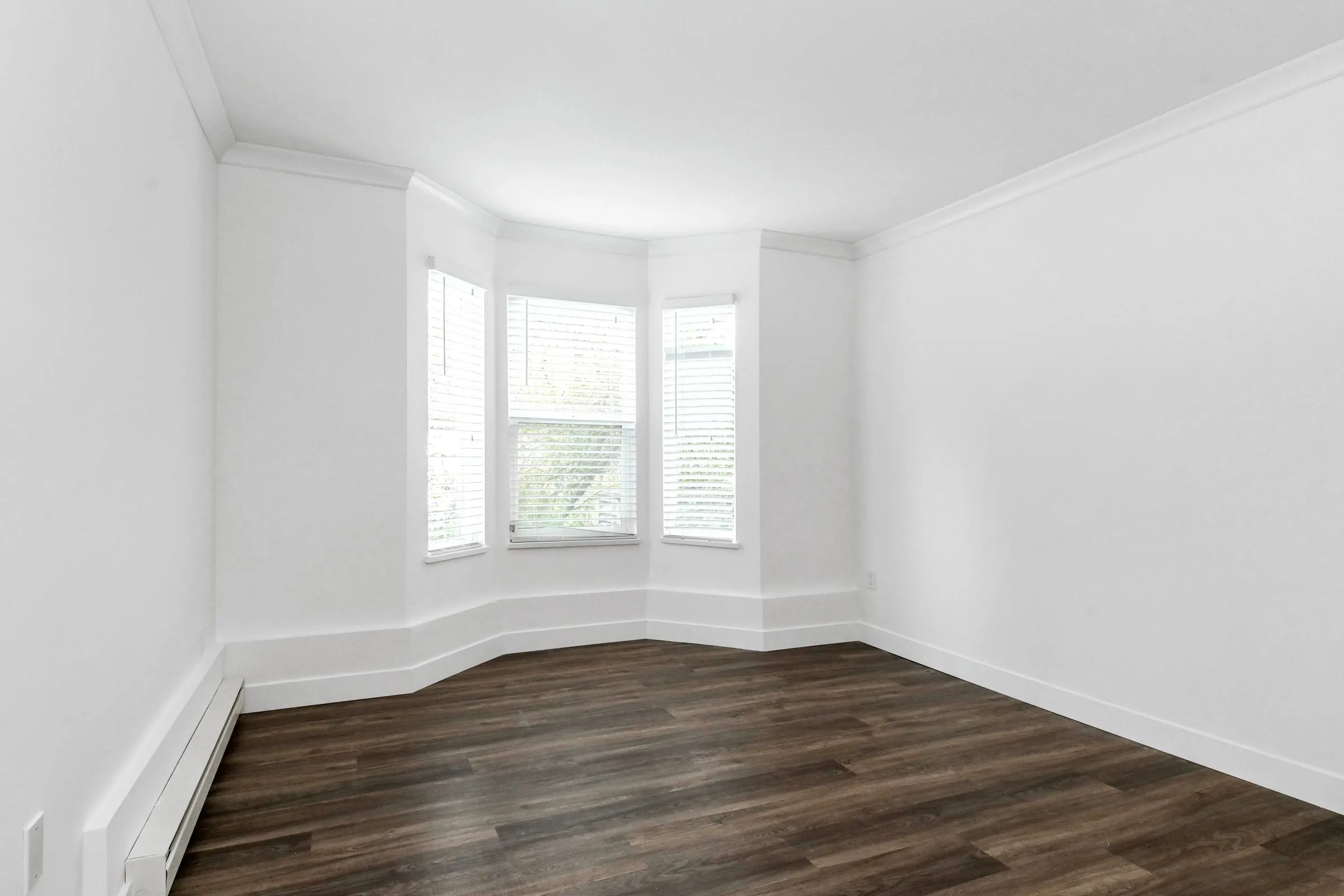 9948 151 Street #102