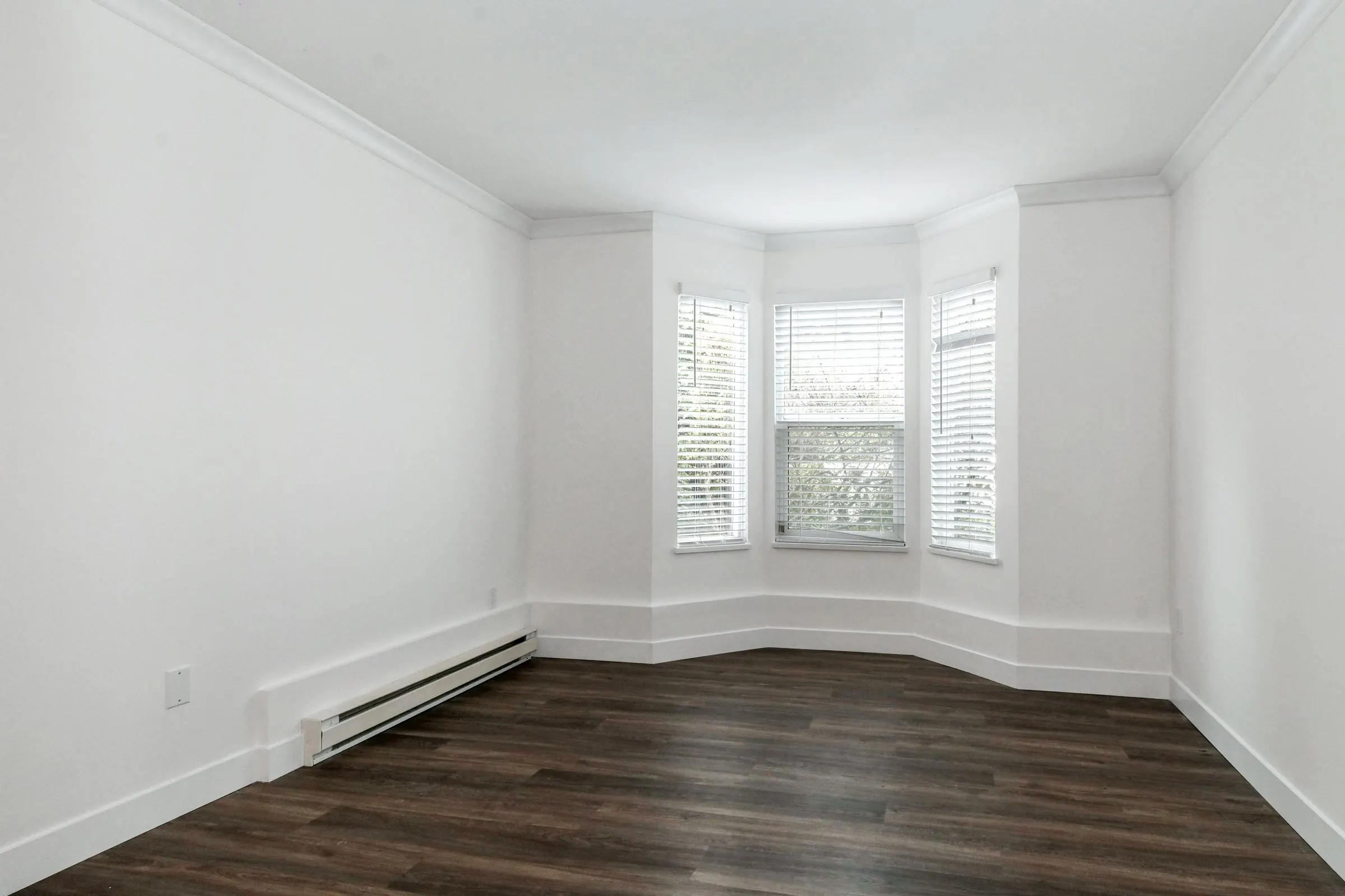 9948 151 Street #102