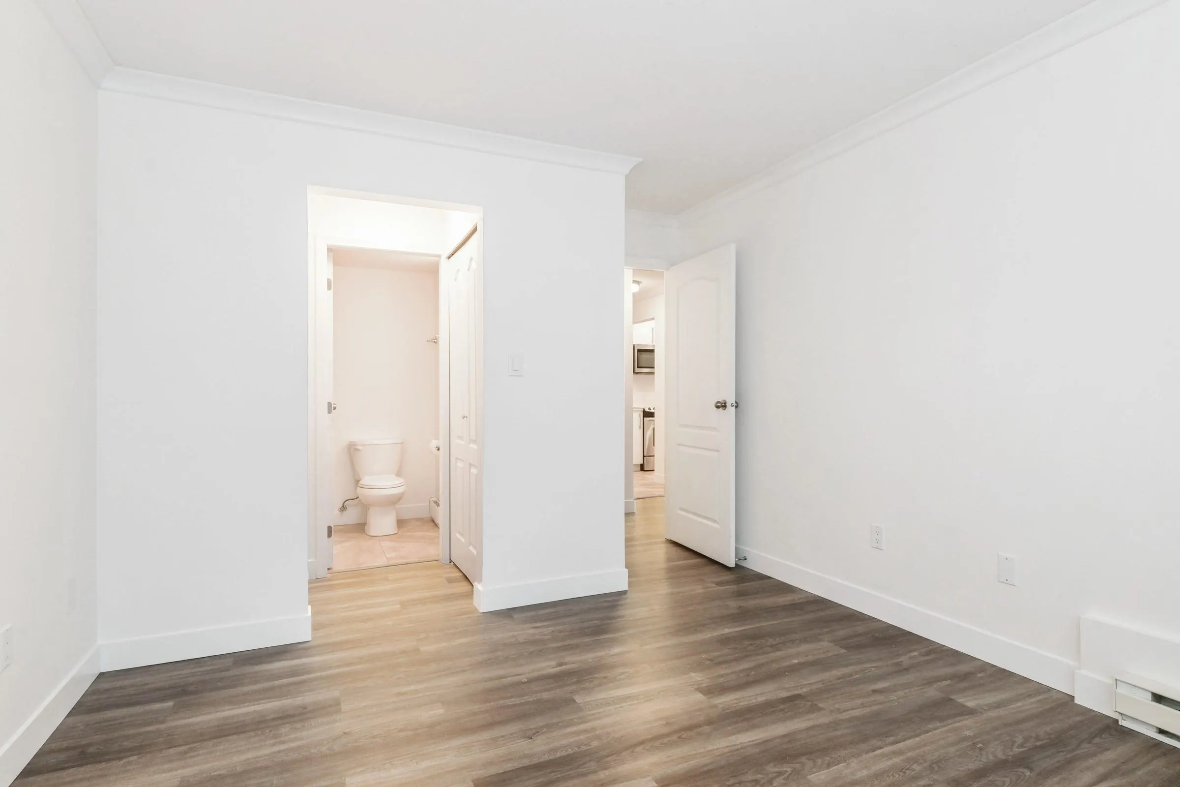 9948 151 Street #102
