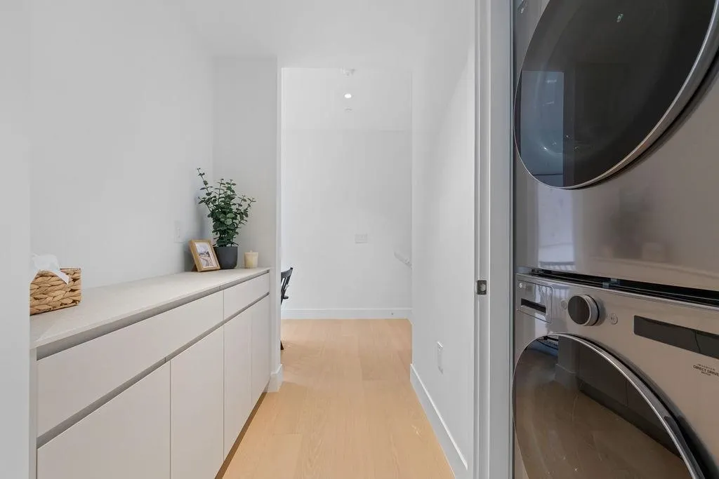 2926 W 12th Avenue #1