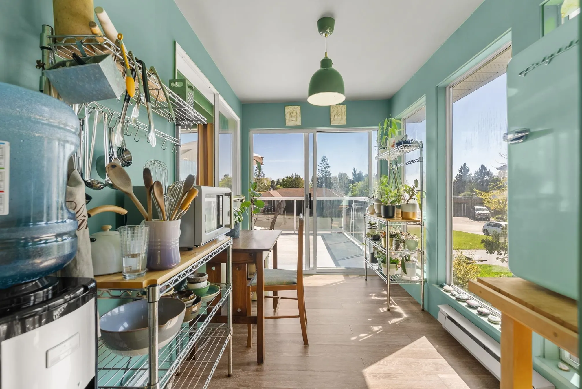 905 Eden Crescent