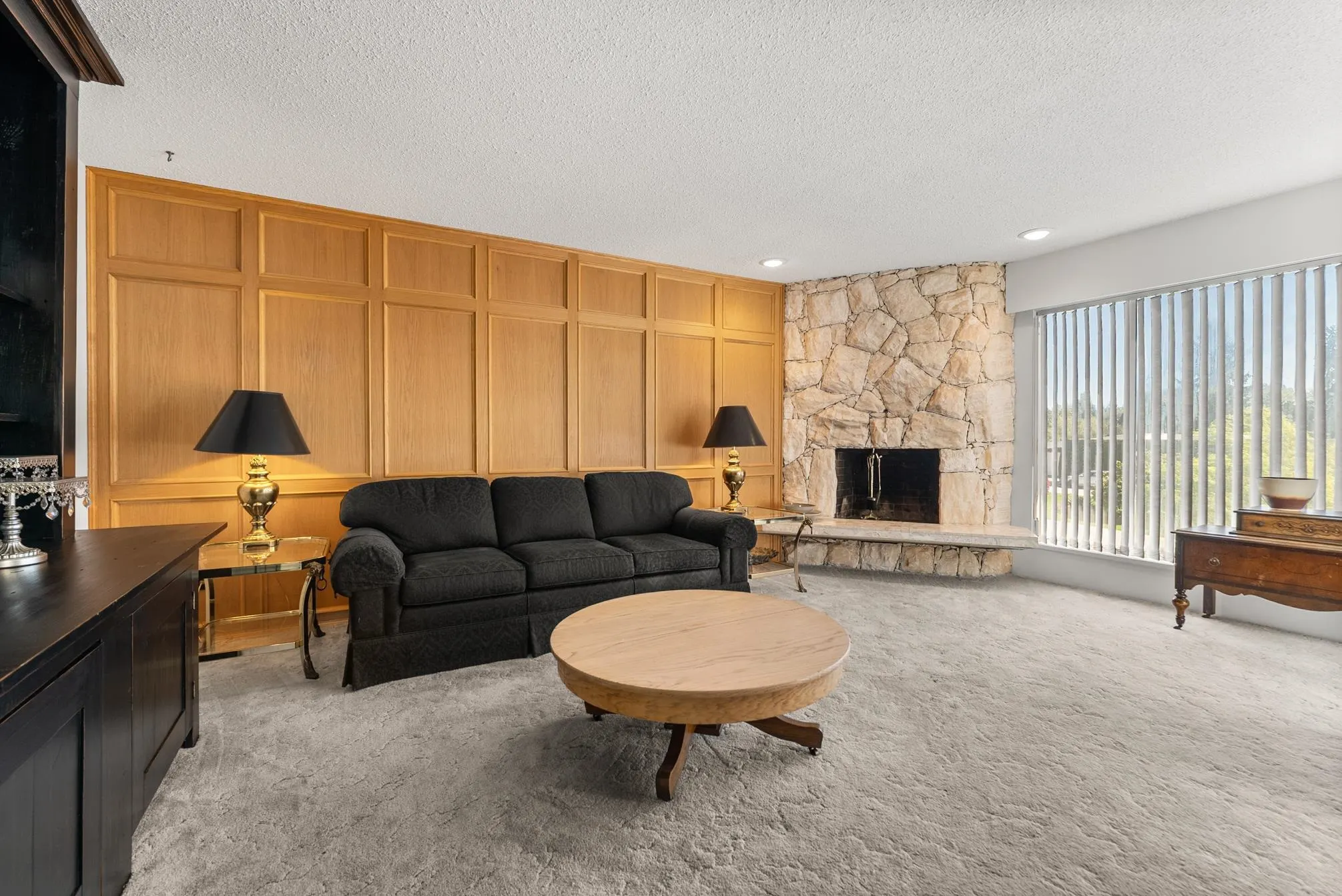 905 Eden Crescent