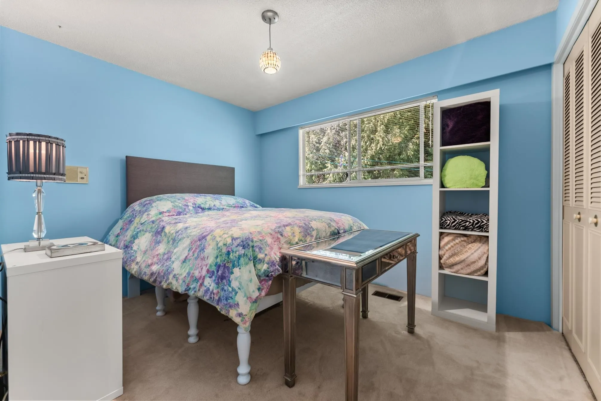 905 Eden Crescent