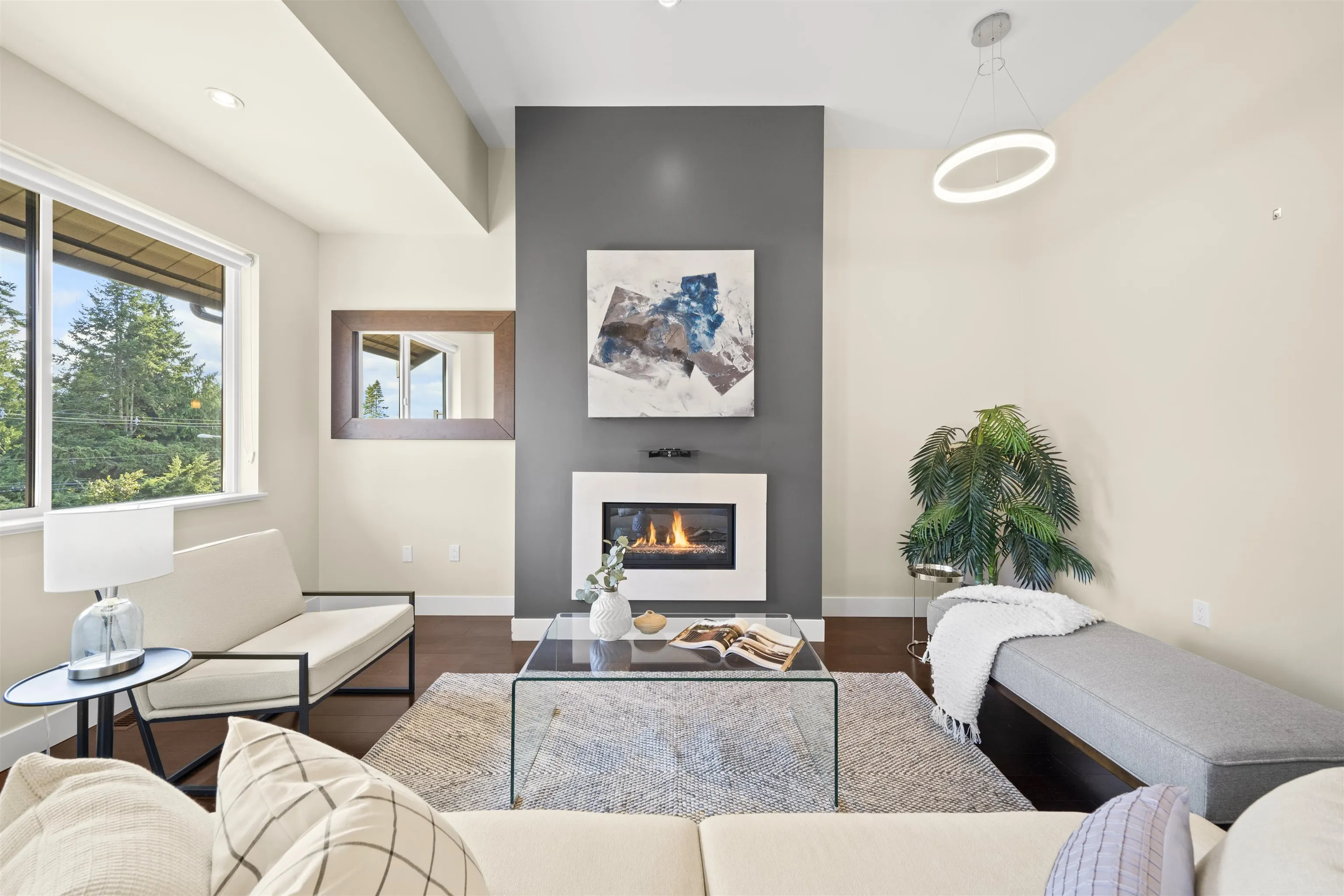 13585 16 Avenue #209