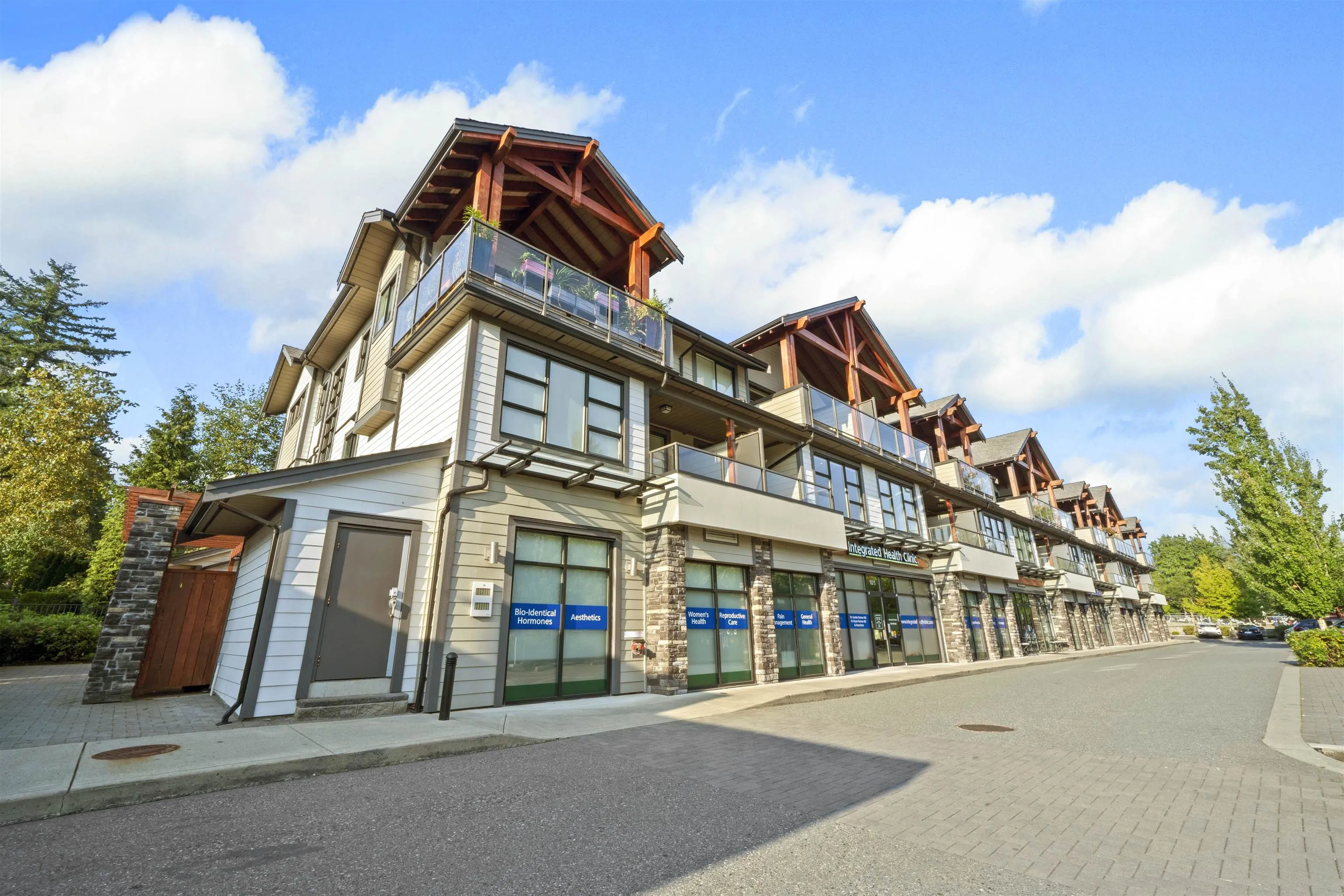 13585 16 Avenue #209