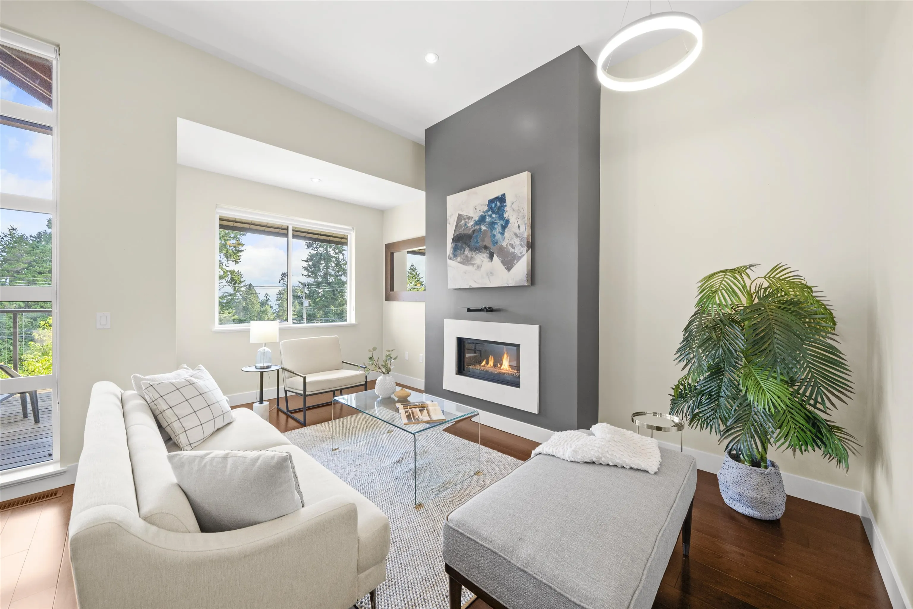 13585 16 Avenue #209