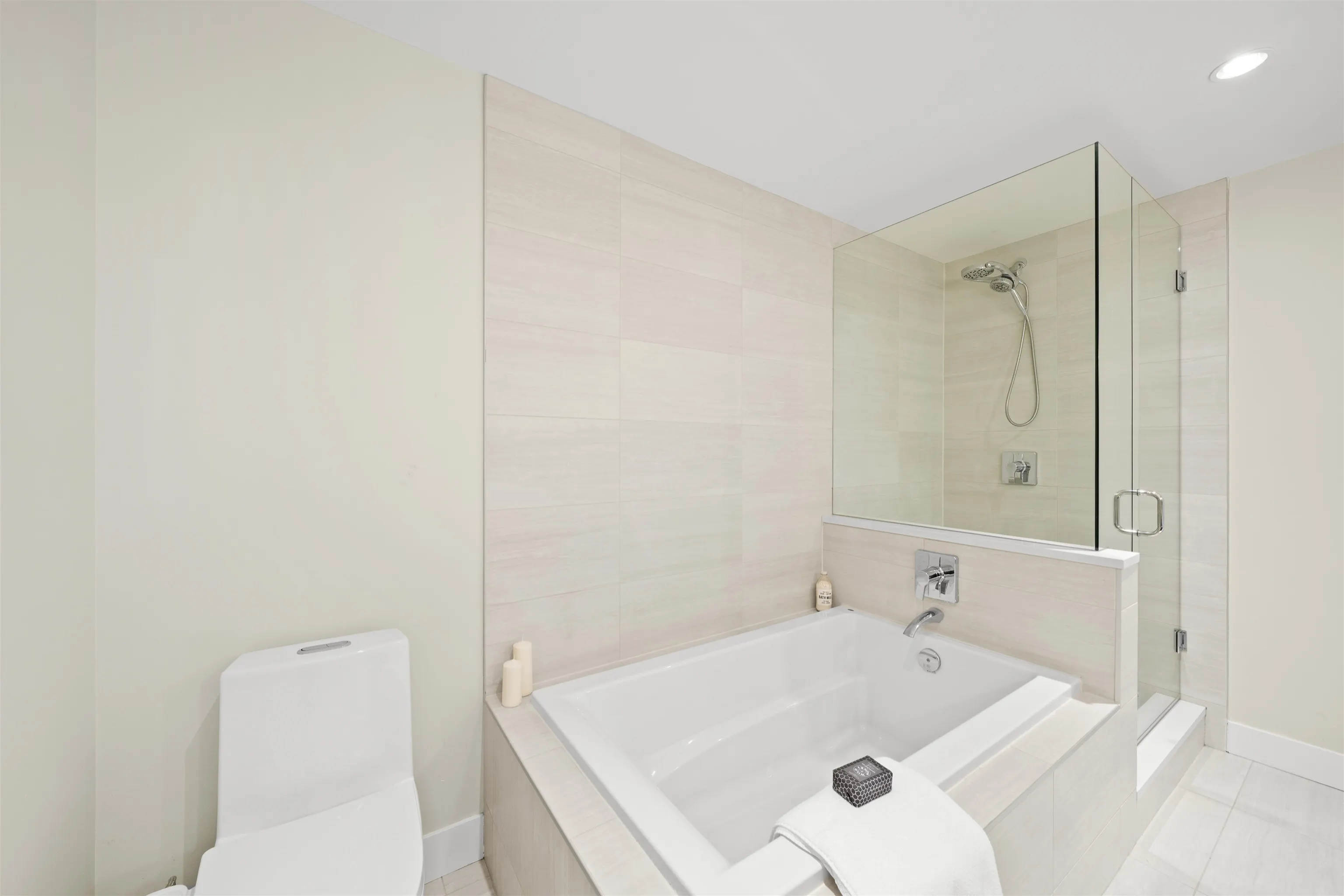 13585 16 Avenue #209