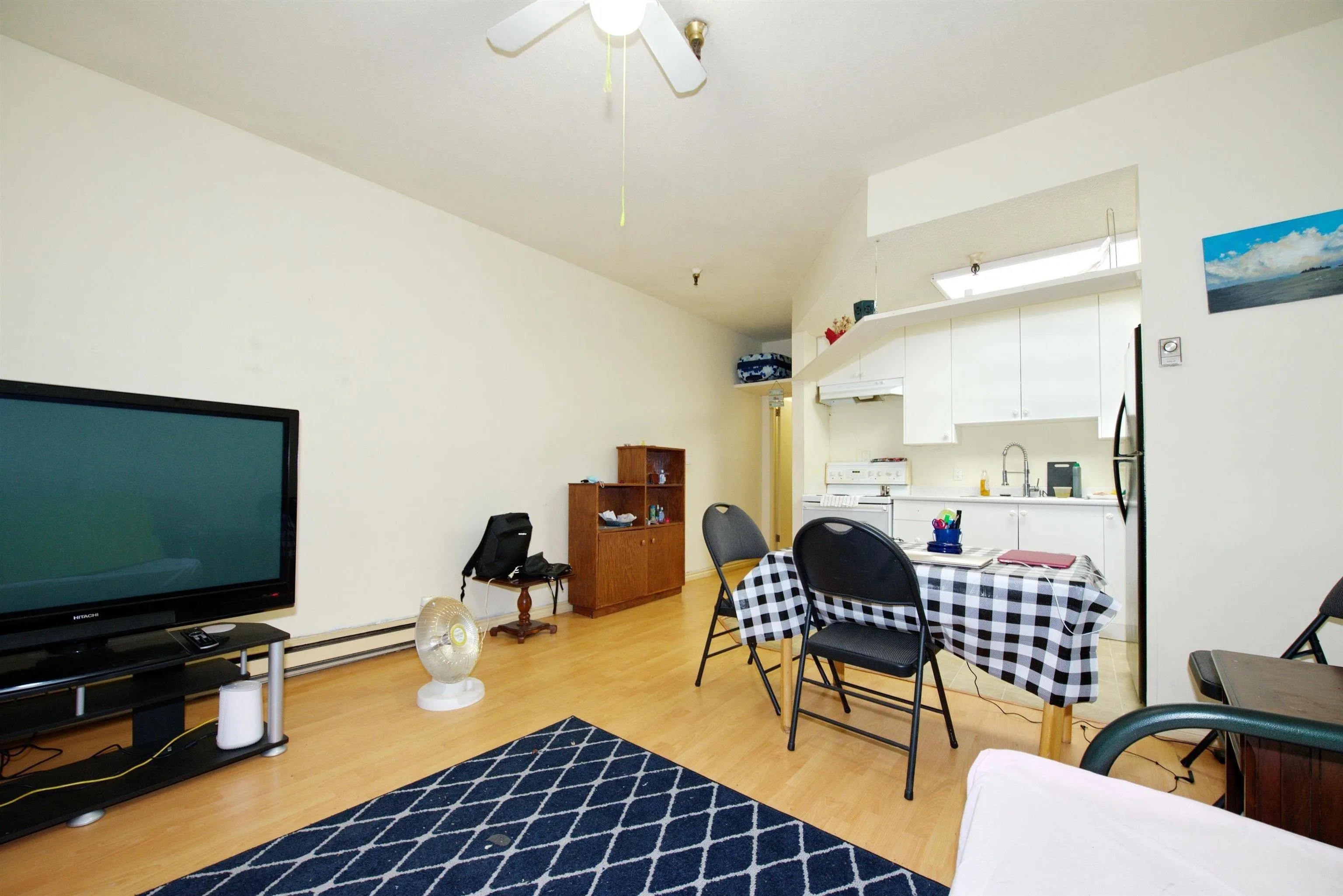 862 E Broadway #2