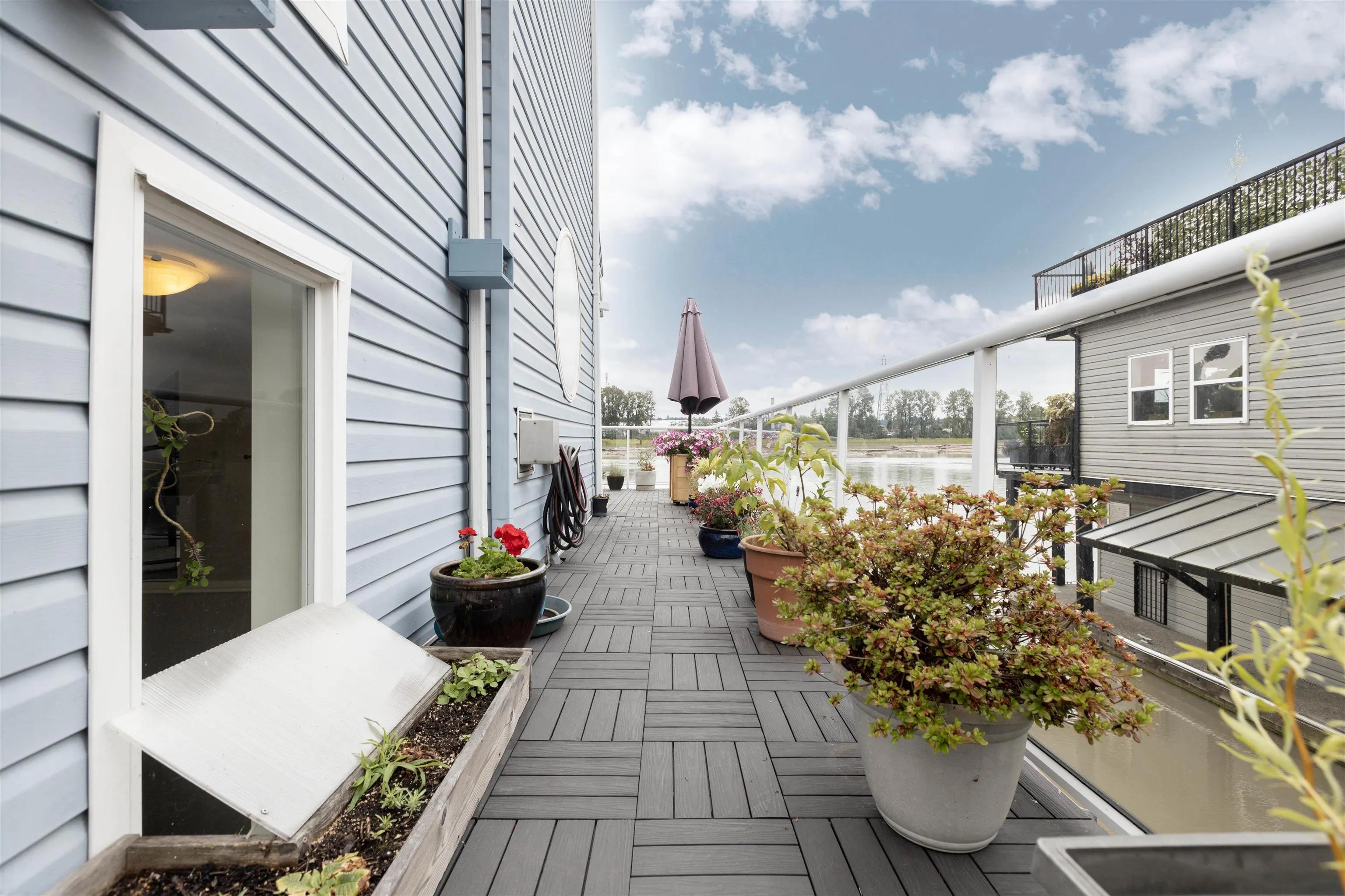 800 South Dyke Road #4