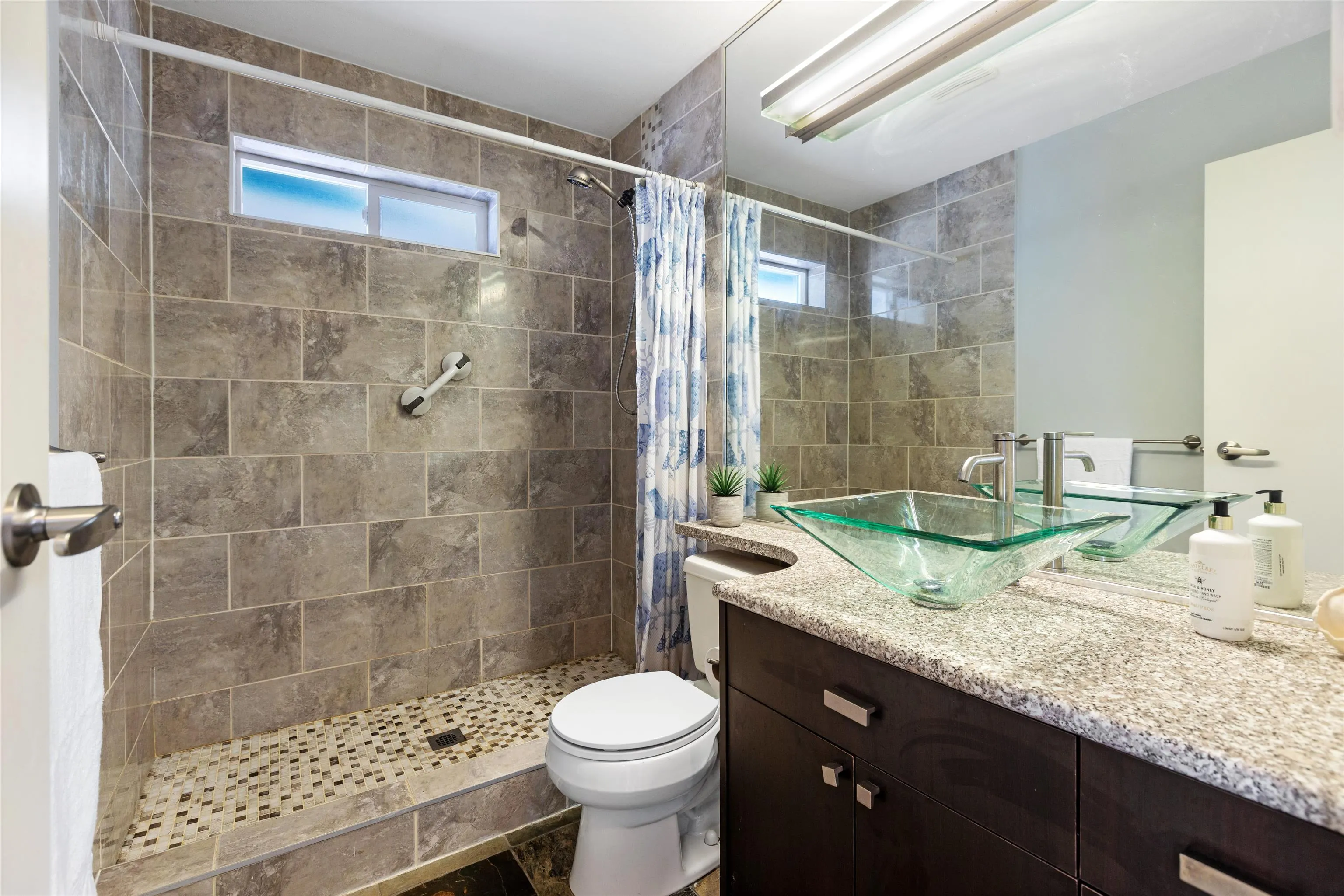 800 South Dyke Road #4