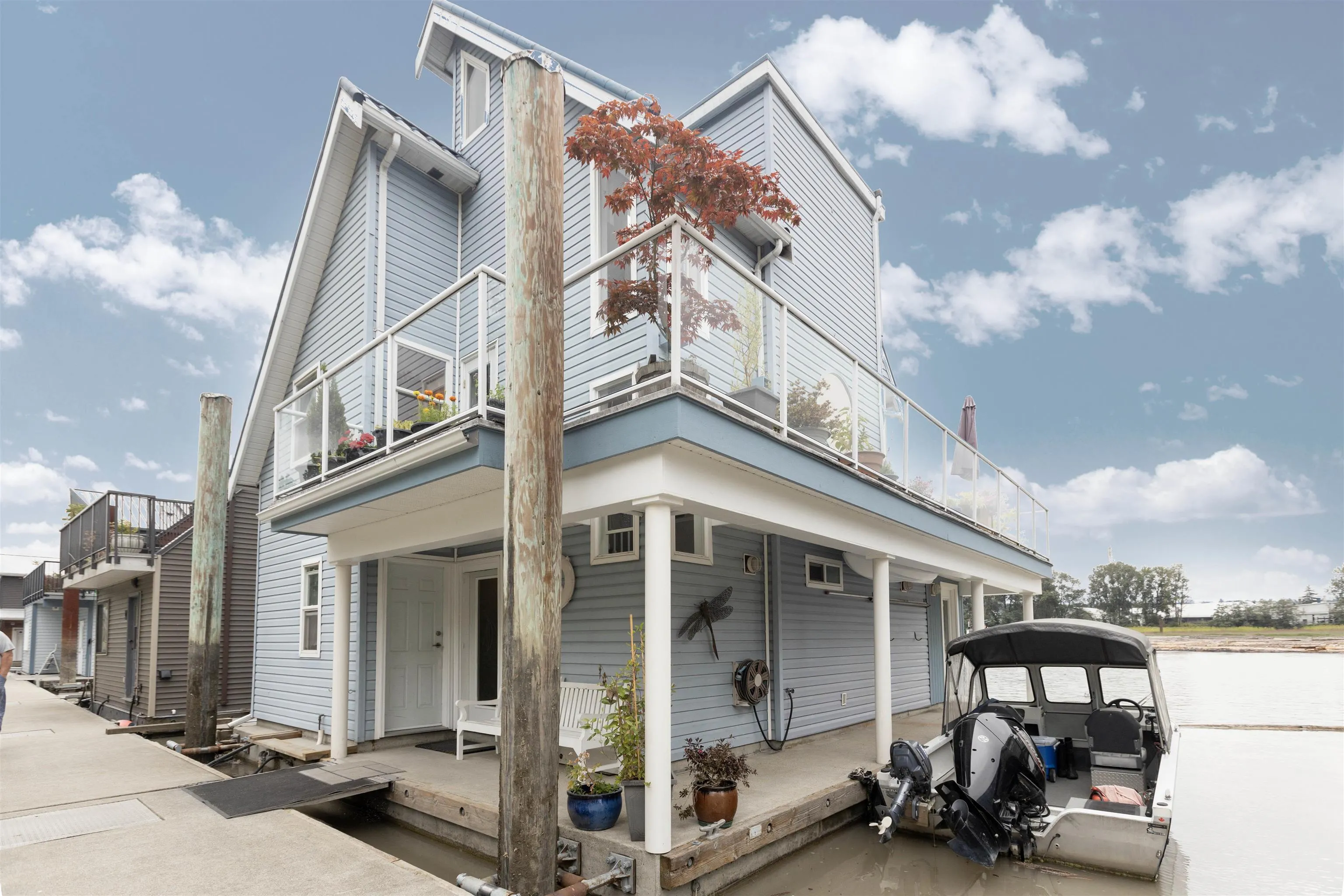800 South Dyke Road #4