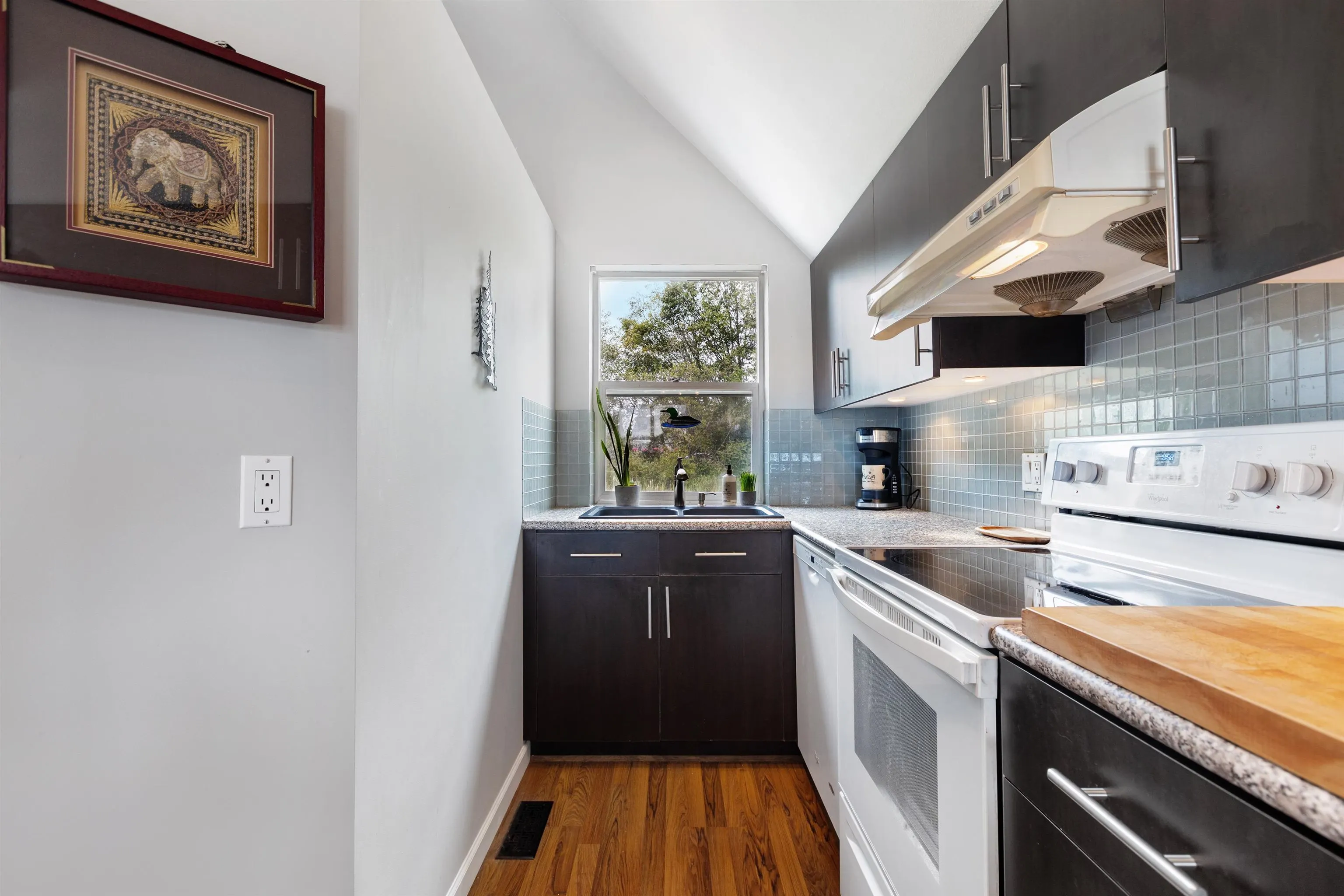800 South Dyke Road #4