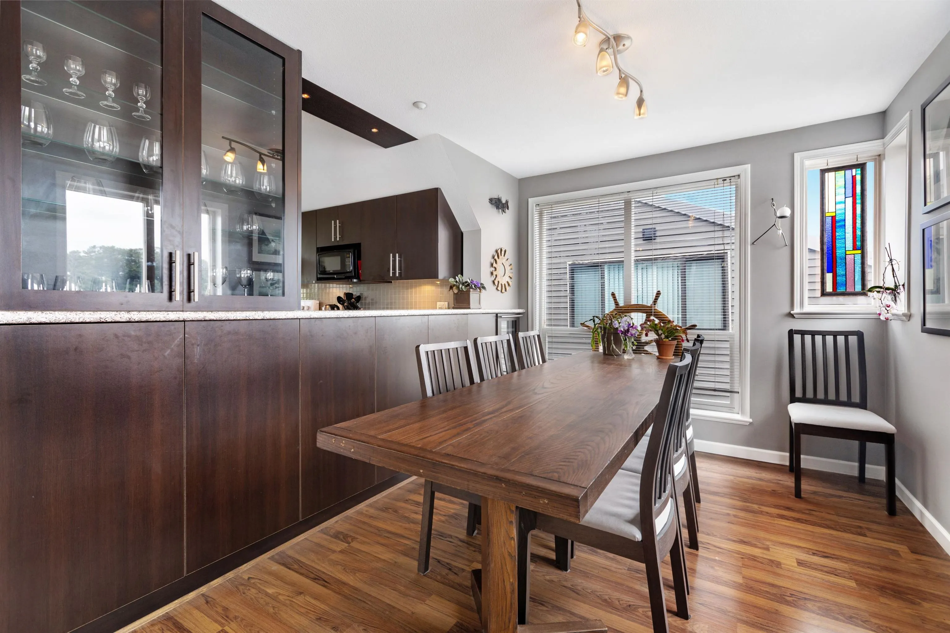 800 South Dyke Road #4